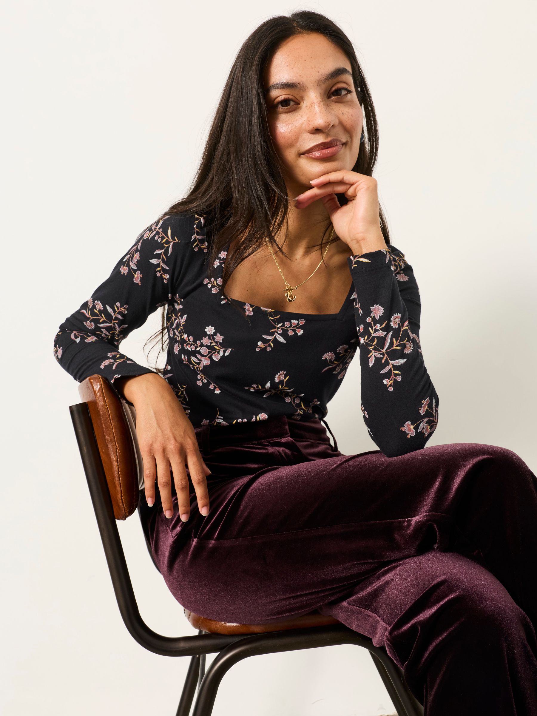 Thea Black Vintage Floral Long Sleeve Top - Image 3 of 5