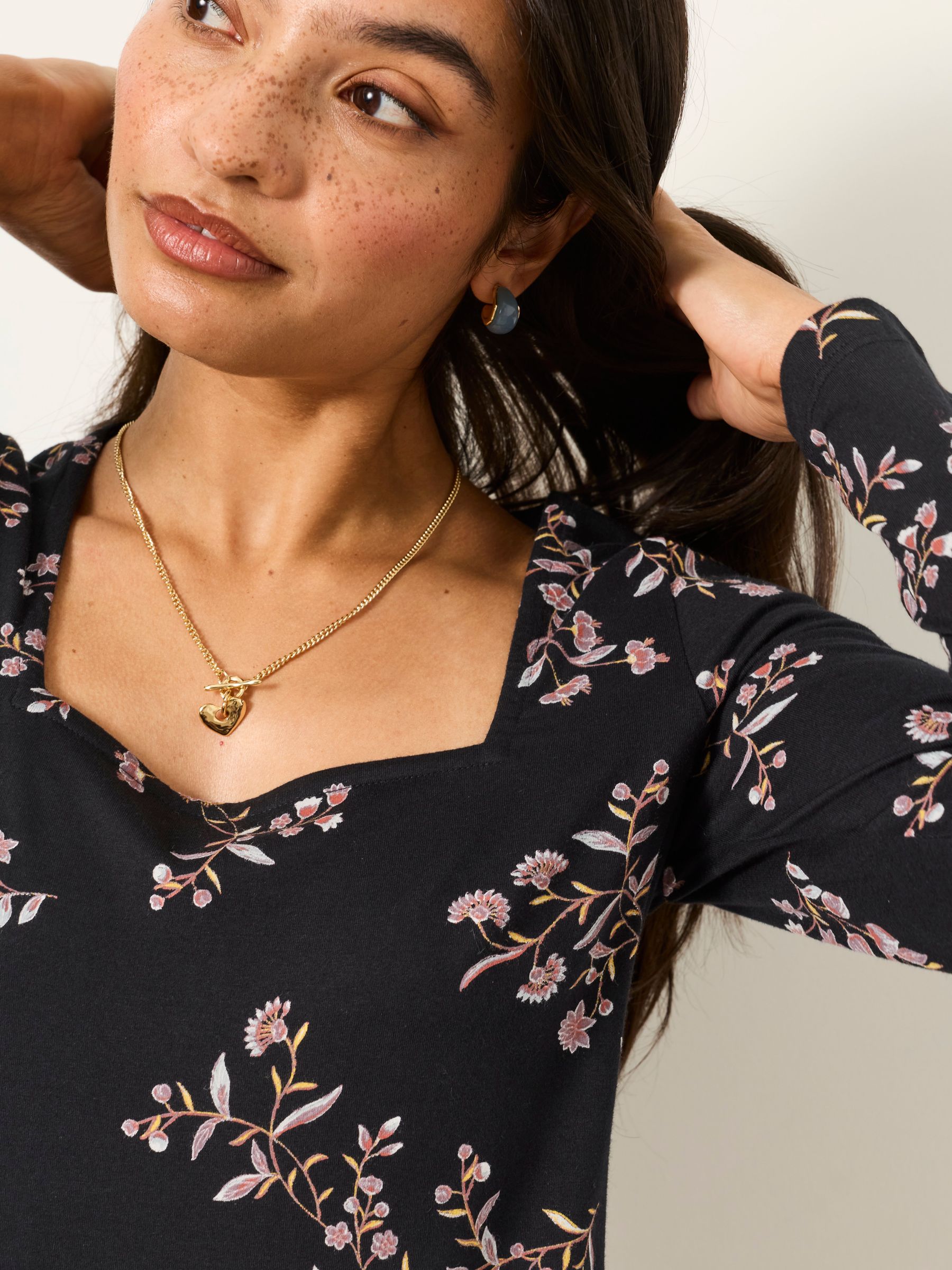 Thea Black Vintage Floral Long Sleeve Top - Image 4 of 5