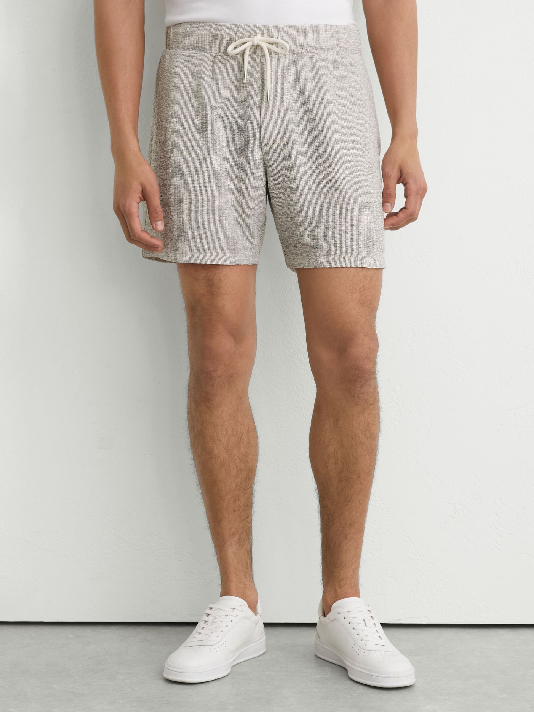 Shorts in White/Black - Image 3 of 6