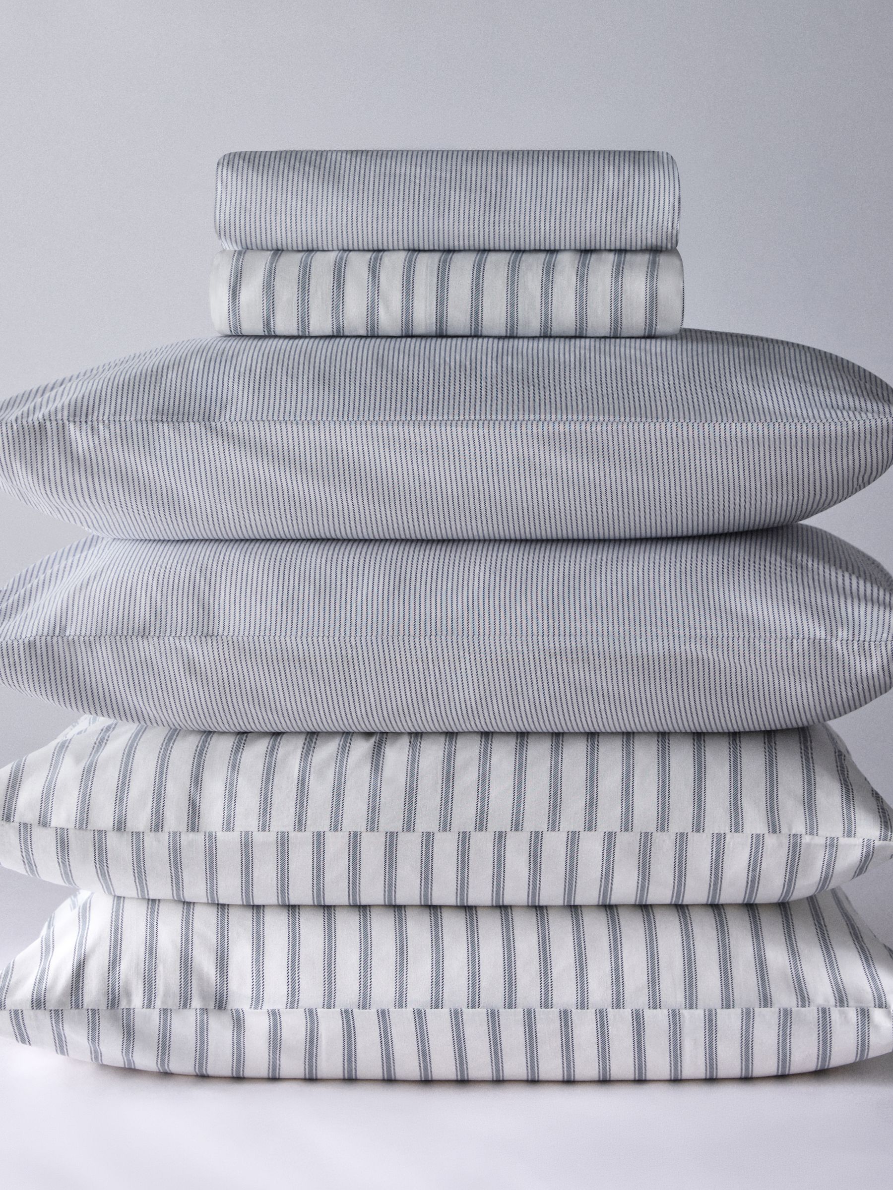 The Set Set of 2 Navy Stripe Pillowcase and Fitted Sheet - Image 5 of 6