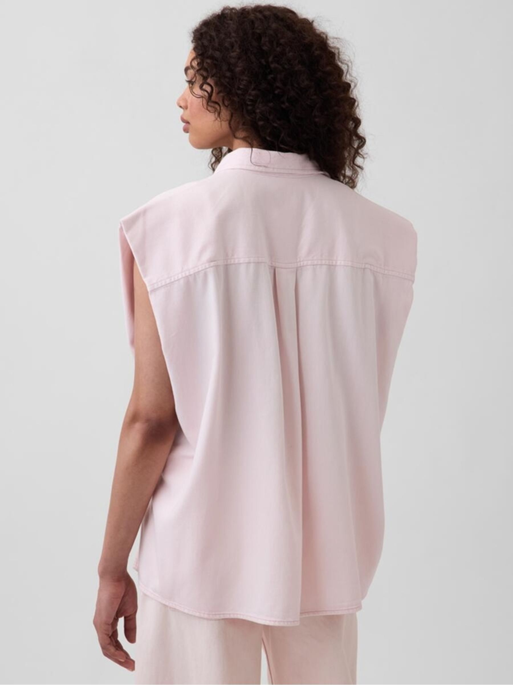 Gap x Harlem's Fashion Row Pink Denim Wide Shoulder Shirt - Image 3 of 9