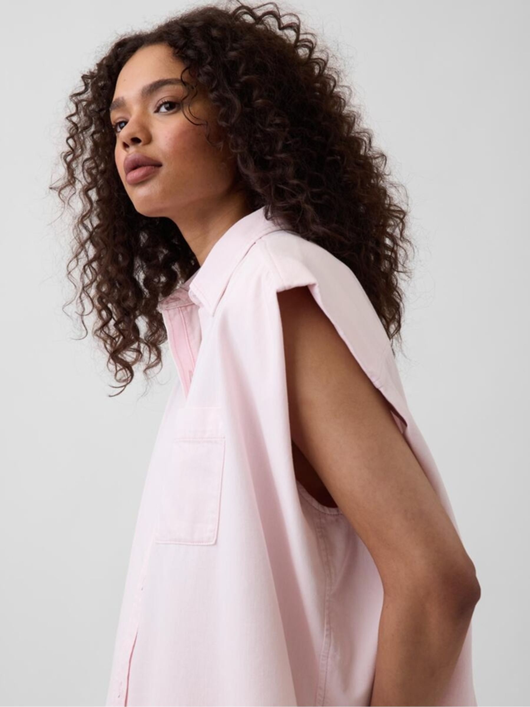 Gap x Harlem's Fashion Row Pink Denim Wide Shoulder Shirt - Image 6 of 9