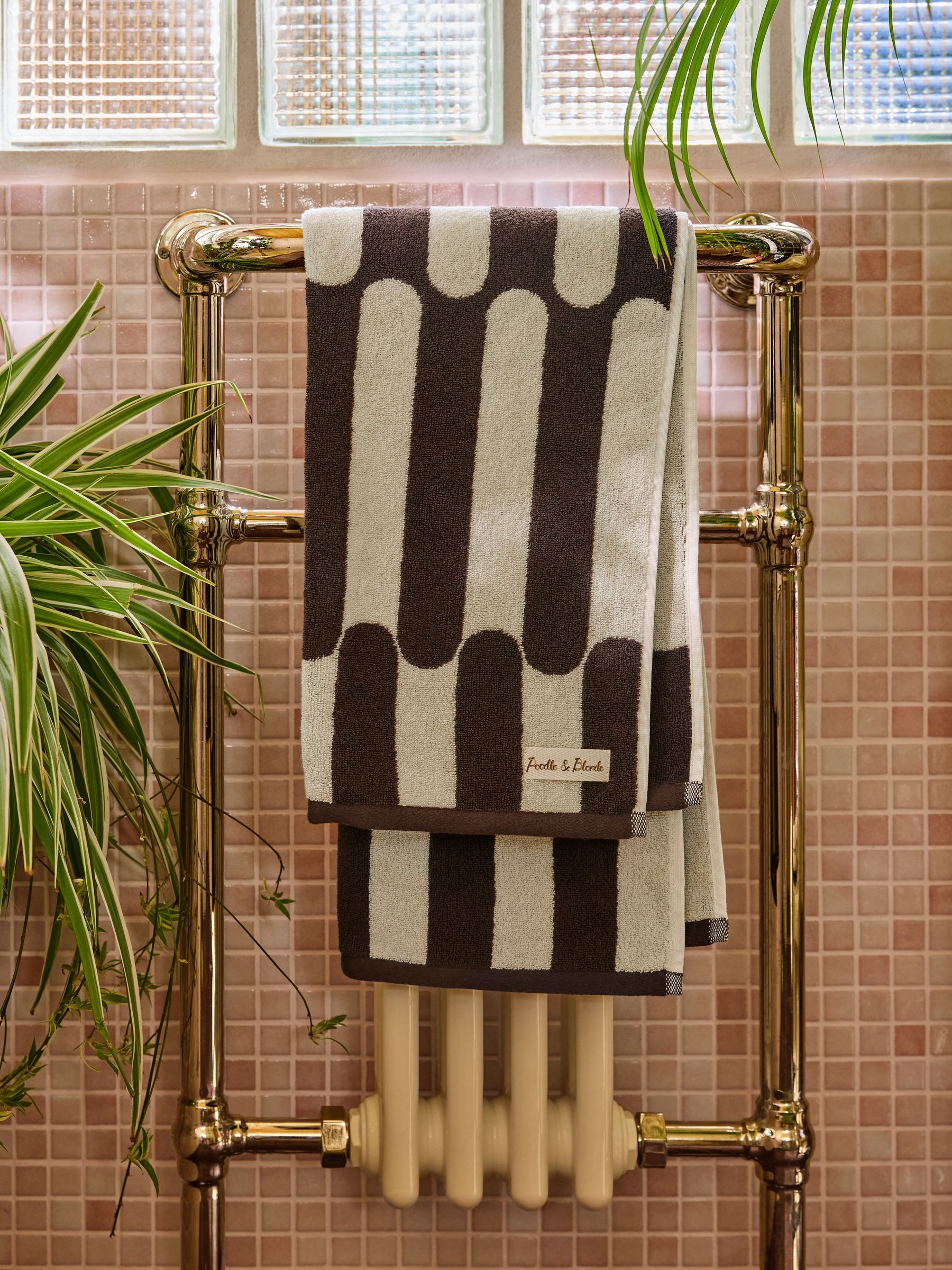 Poodle & Blonde Brown/Cream Glaze 100% Cotton Towel - Image 2 of 6