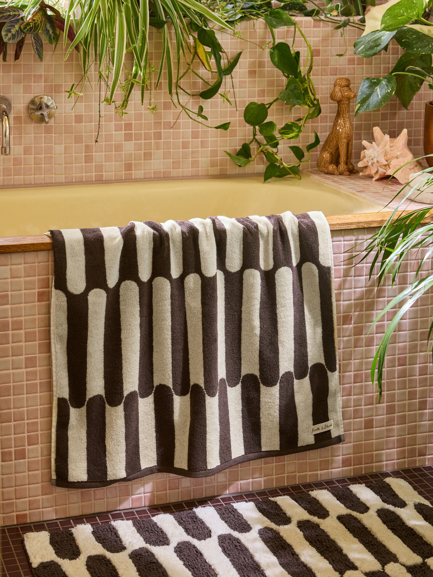 Poodle & Blonde Brown/Cream Glaze 100% Cotton Towel - Image 3 of 6