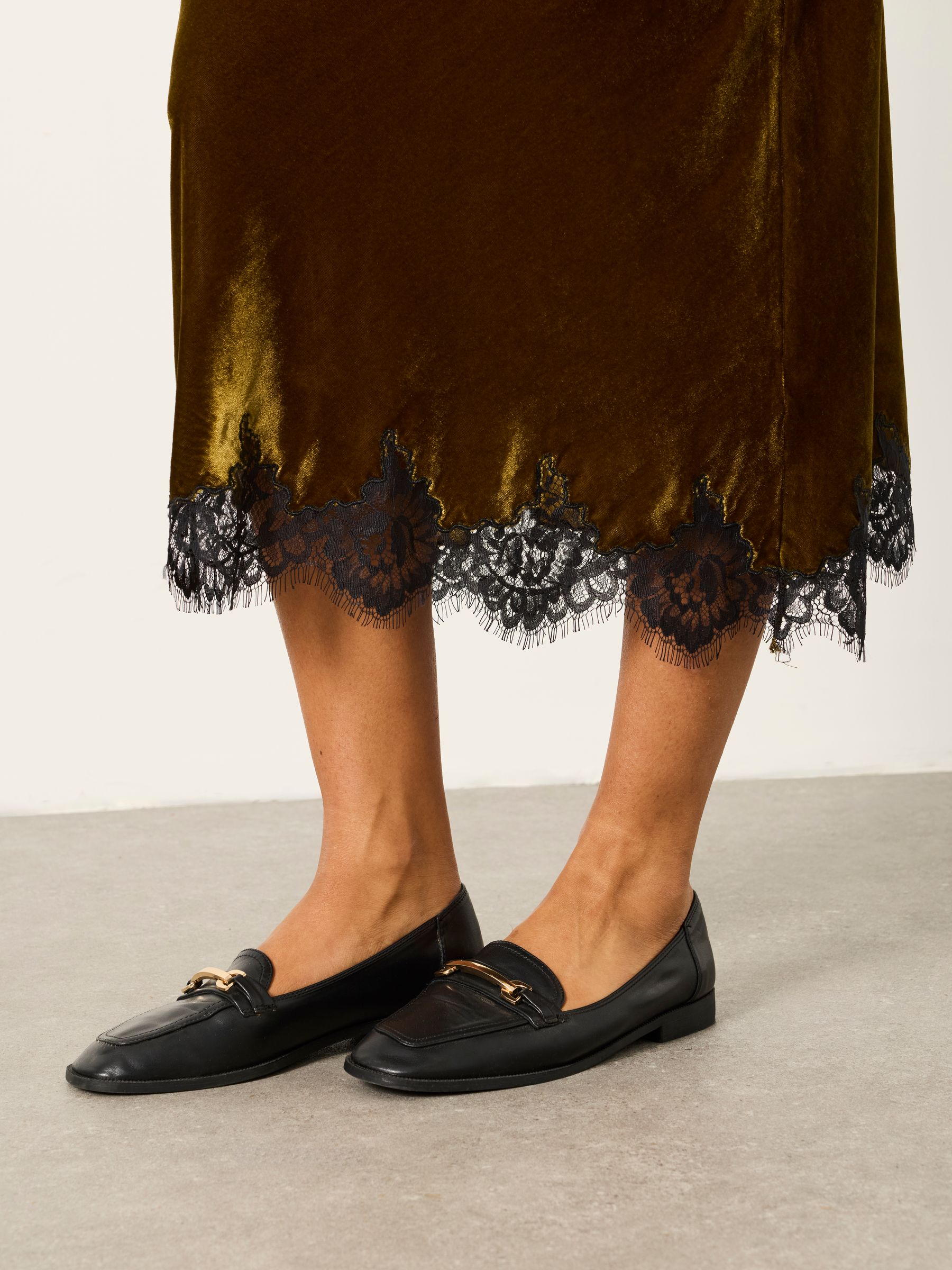 Esme Olive Green Velvet Midi Skirt - Image 4 of 6