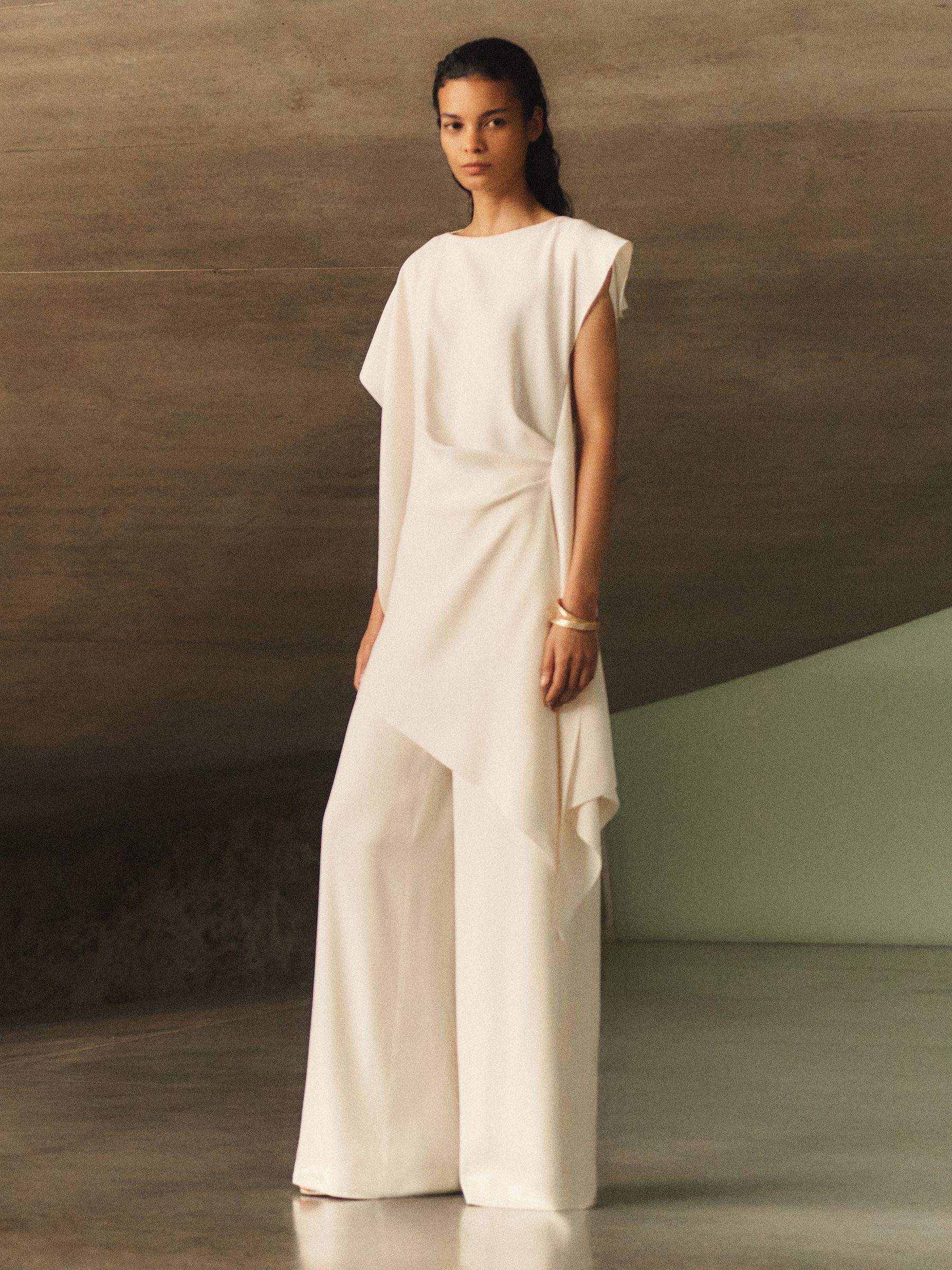 Asymmetric Drape Mini Dress in Ivory - Image 3 de 9