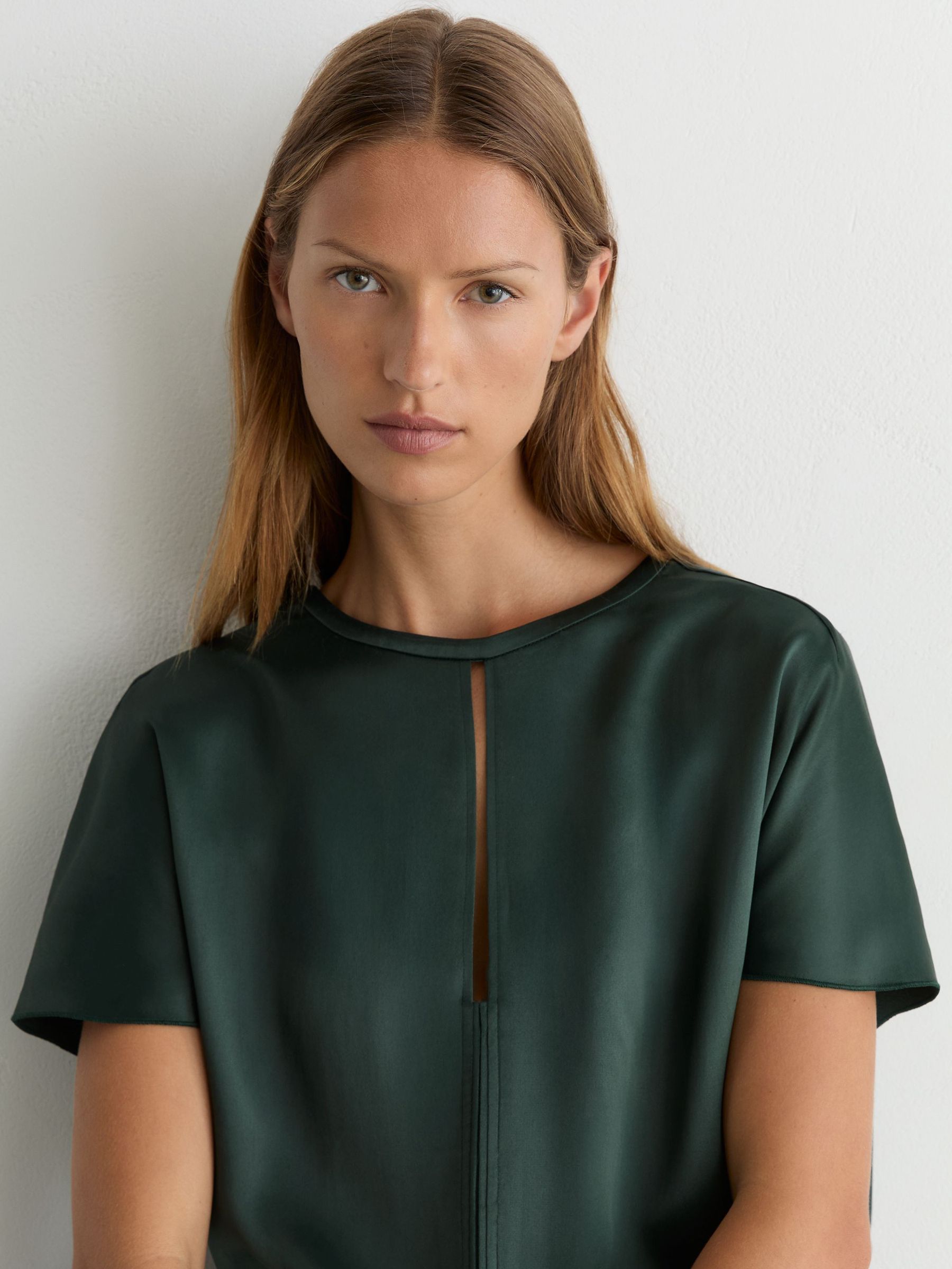 Satin Cape-Detail Mini Dress in Teal Green - Obrázek 3 z 7