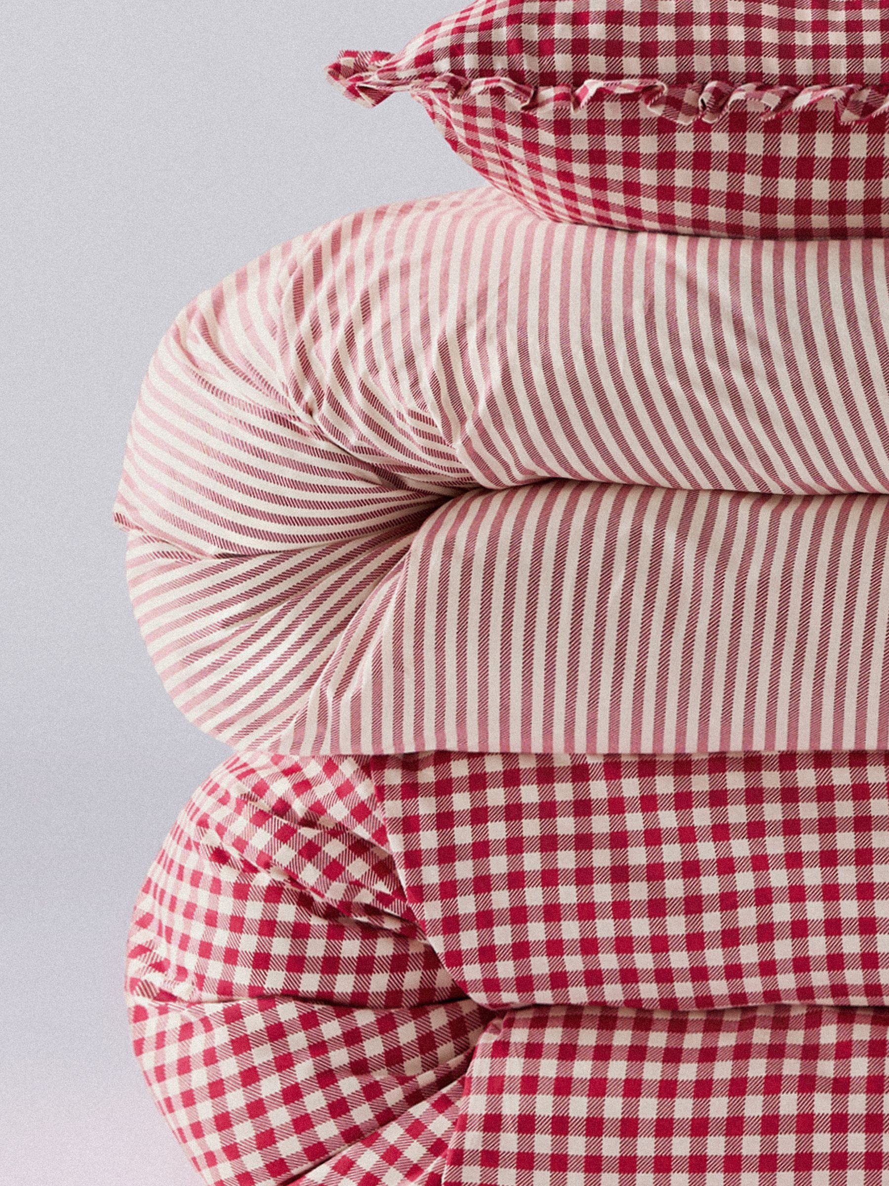 The Set 8 Piece Red Stripe/Gingham Frill Duvet Cover and Pillowcase Set with Fitted Sheets - Image 6 of 6