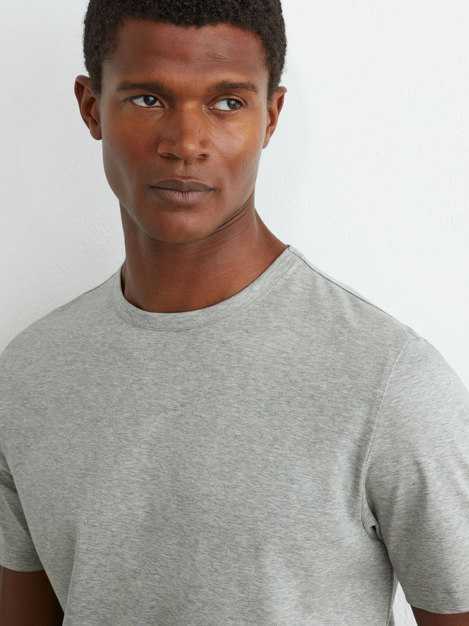 Air-Water Cotton Tailored-Fit T-Shirt in Grey Marl - صورة 1 من 7