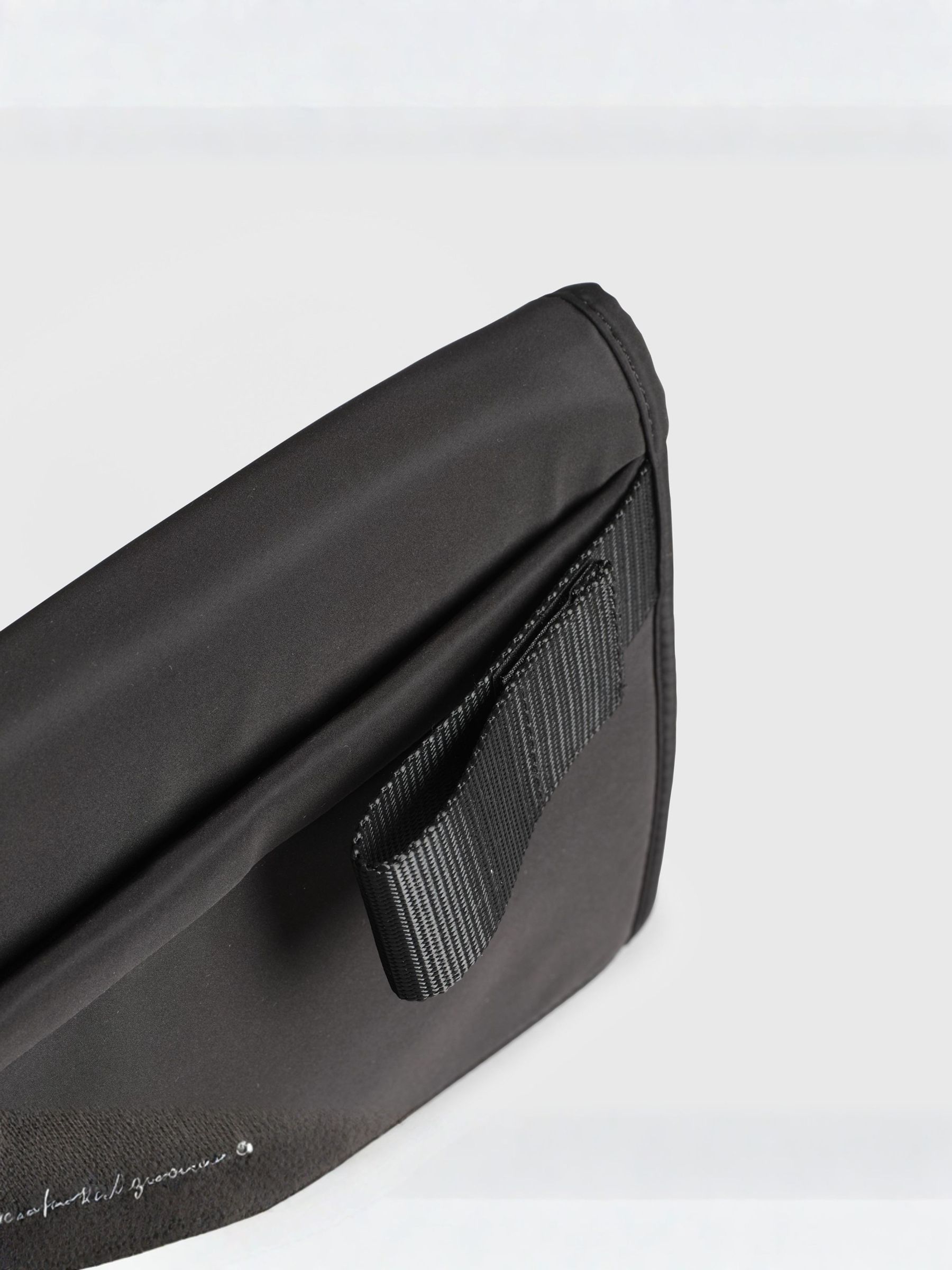 Finnson Black Oslo Travel Changing Mat - Image 4 of 6