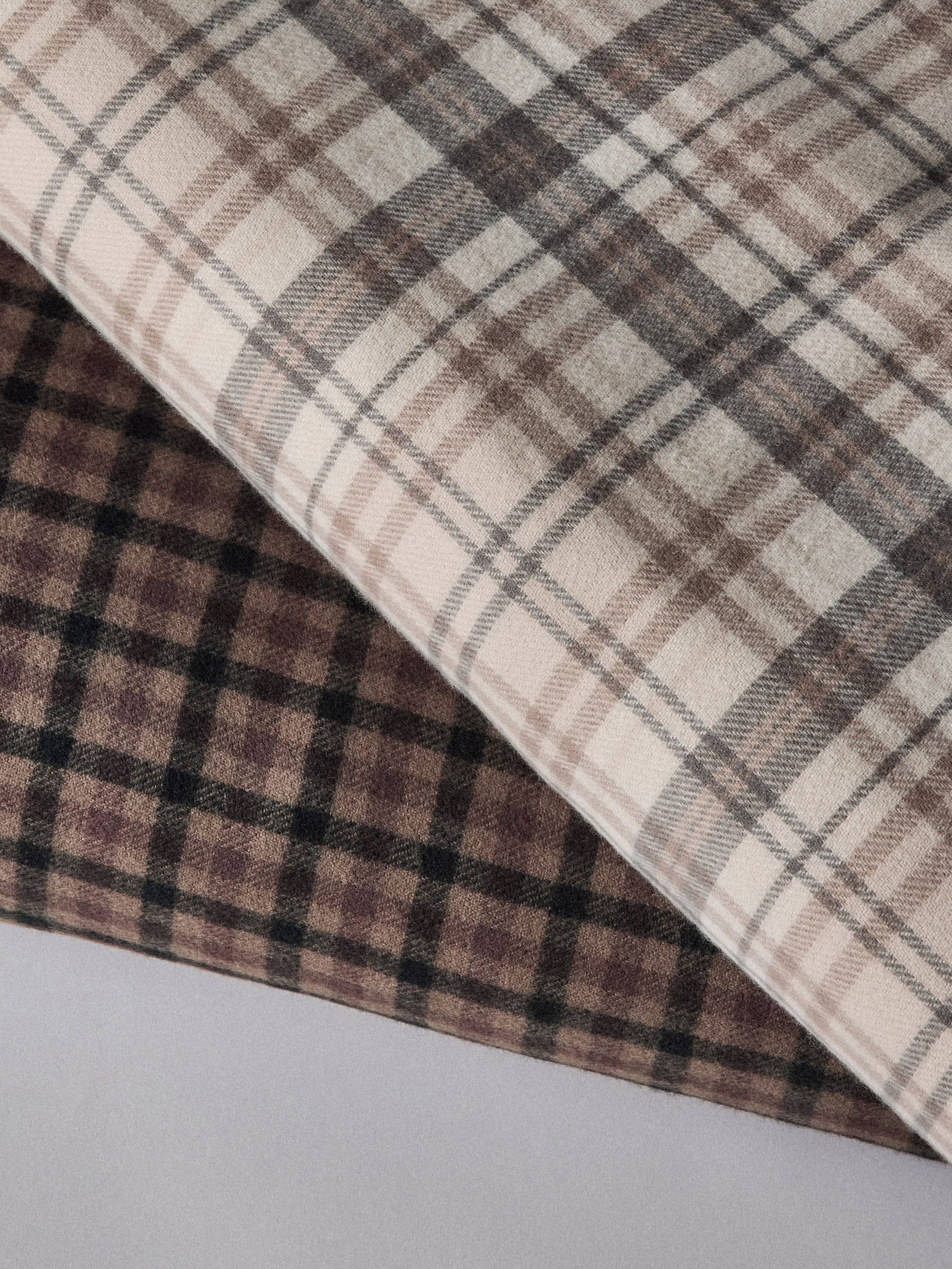 The Set 2 Pack Brown Gingham/Natural Check Cosy Throws - Image 4 of 6