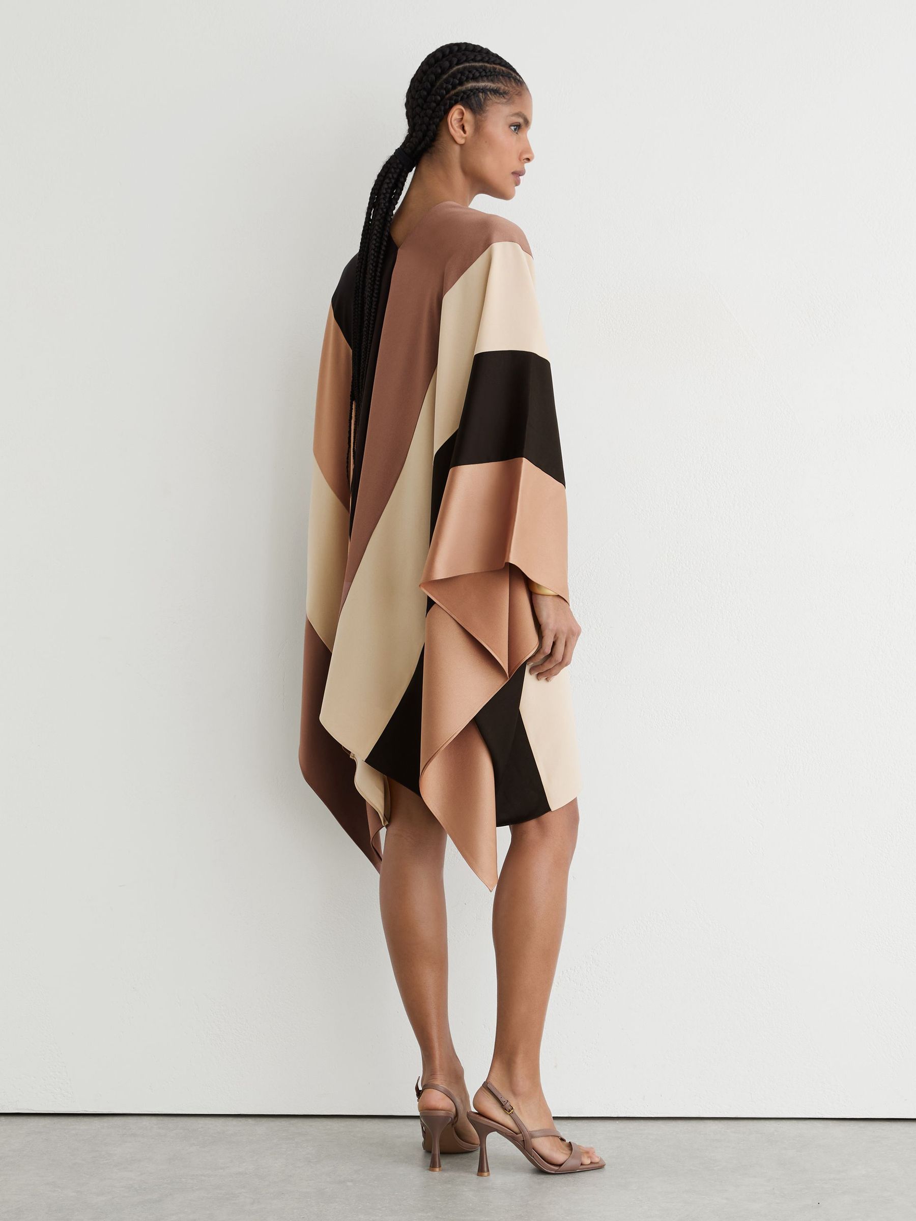 Colour-Block Tunic Dress in Chocolate Brown/Cream - Image 6 of 7