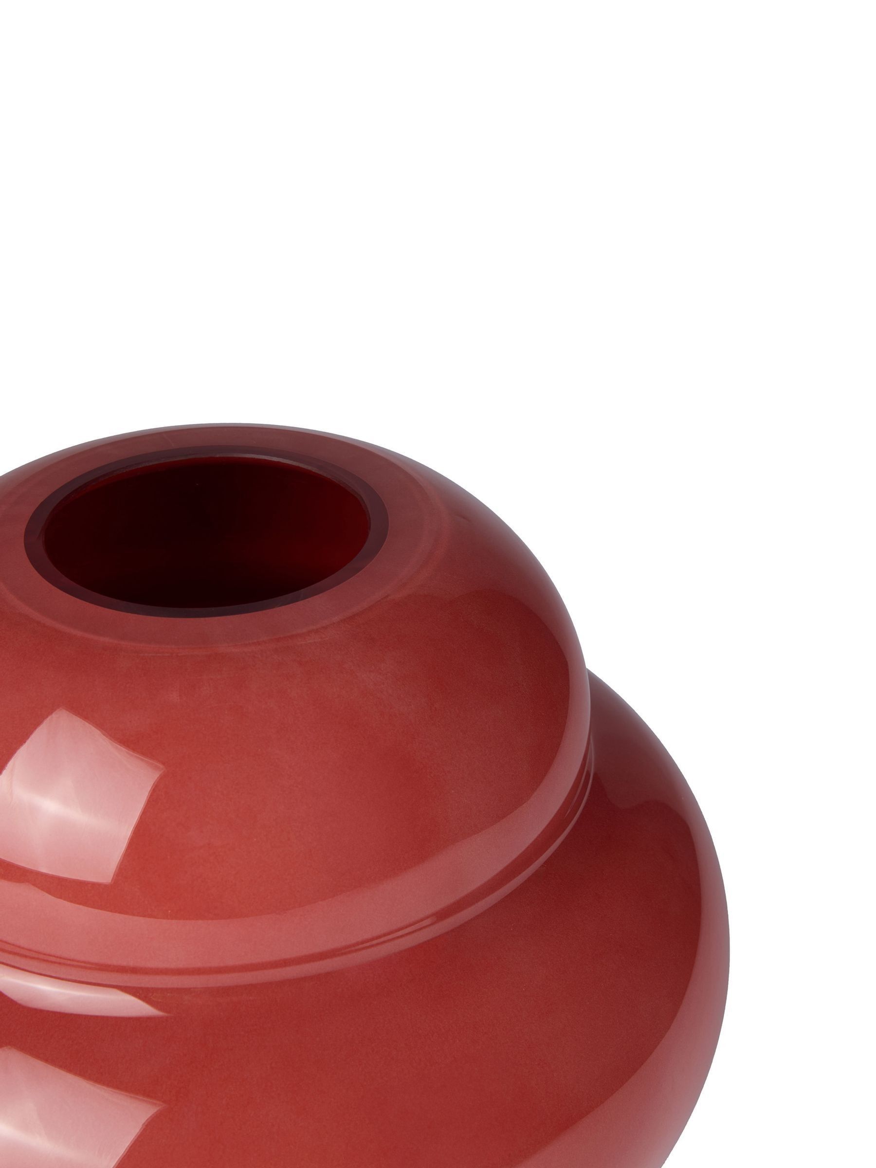 The Conran Shop Cherry Red Form Glass Vase 20cm - Image 3 of 3
