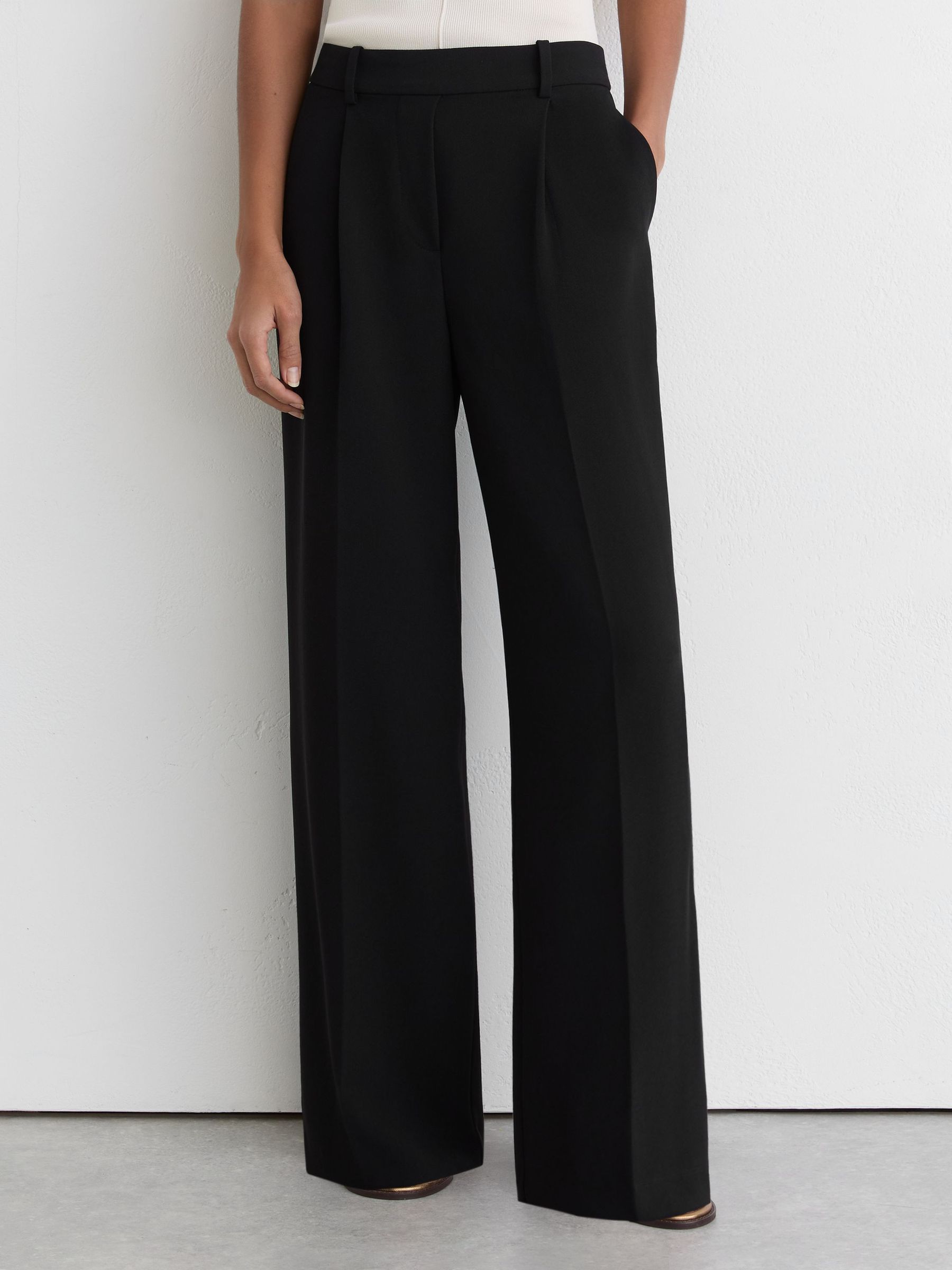 Tall Elasticated-Waist Wide-Leg Twill Trousers in Black - image 5