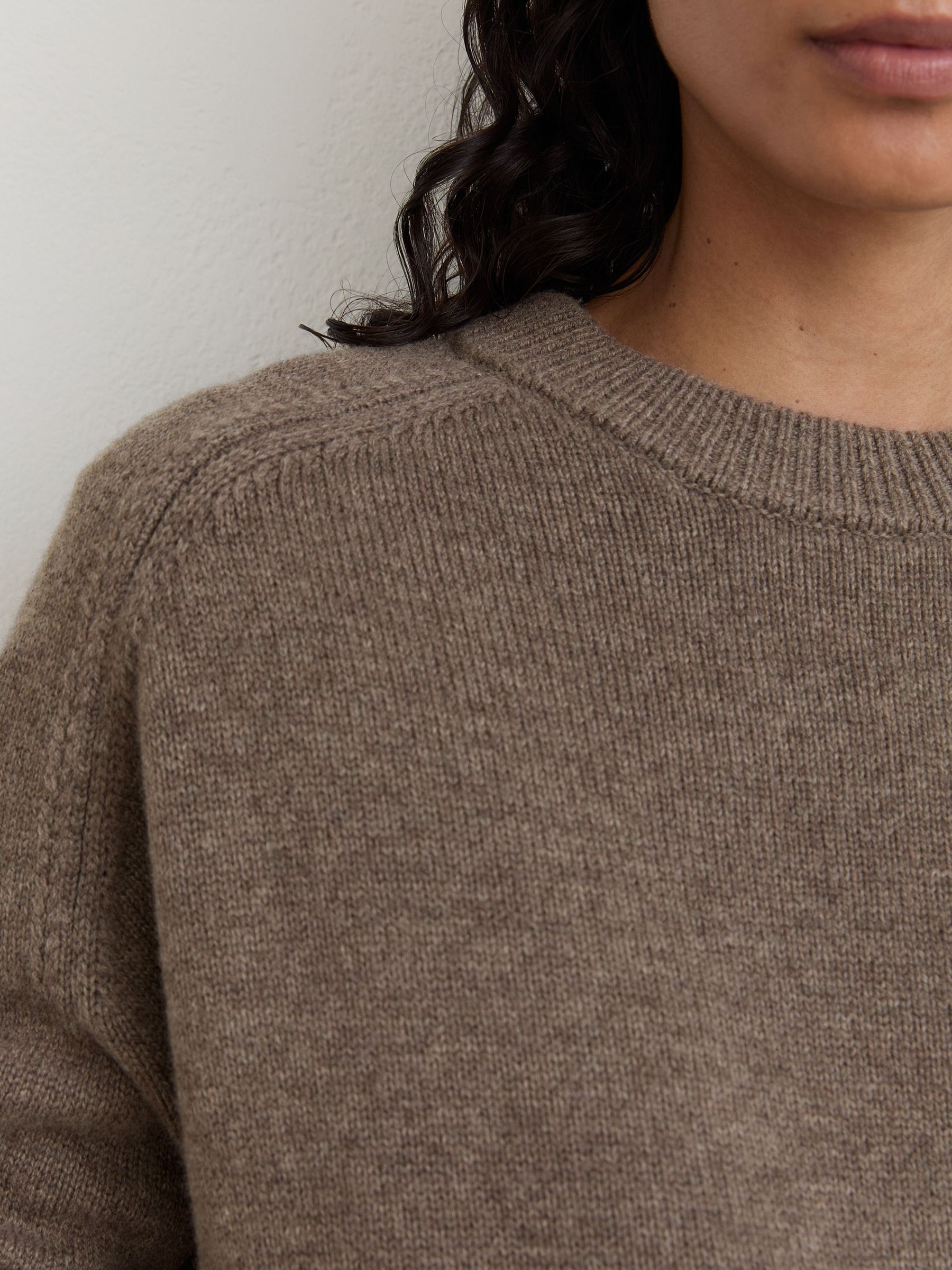 Wool-Cashmere Crew-Neck Raglan Jumper in Dark Neutral - Image 4 of 8