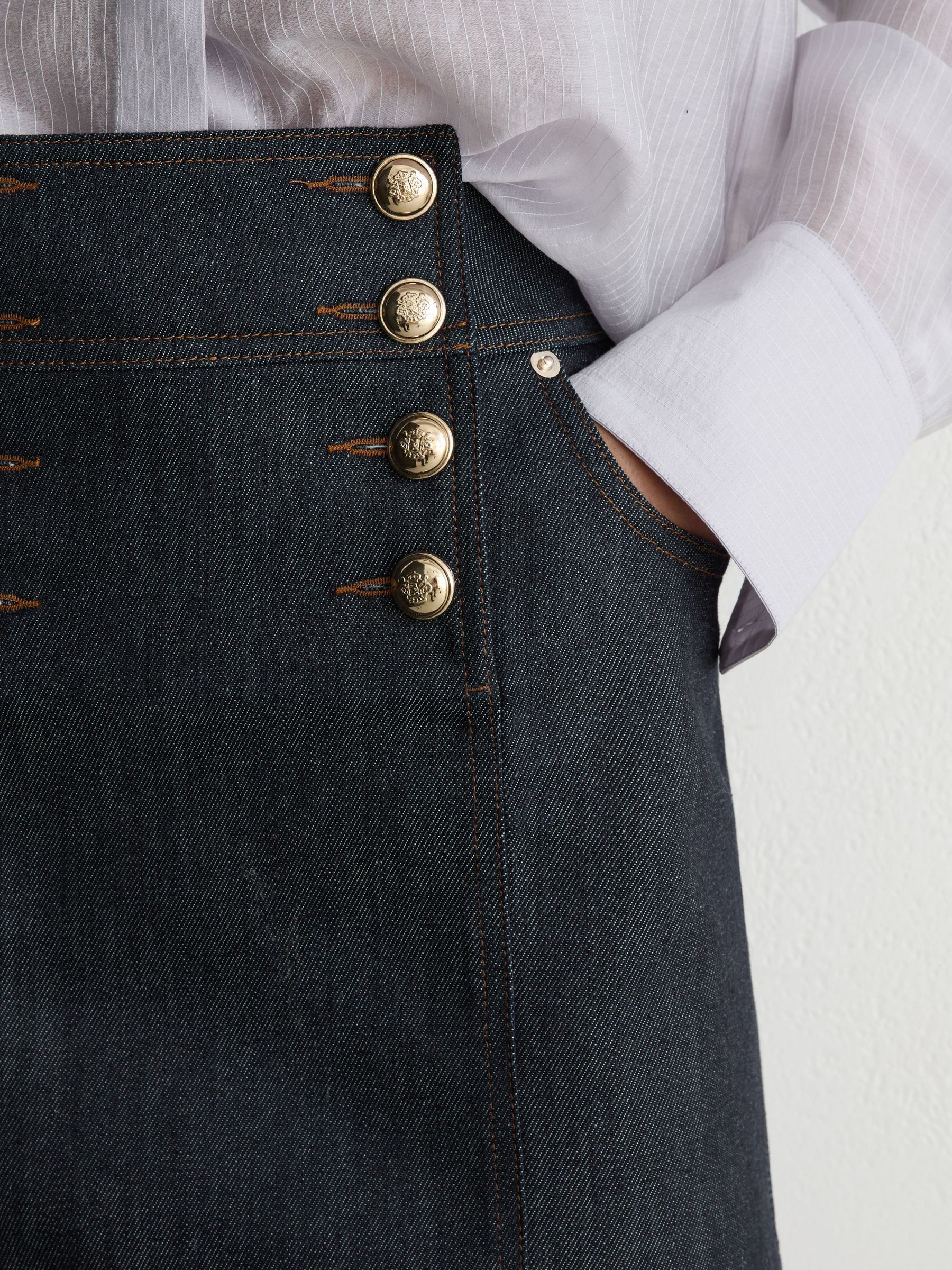 Button-Detail Denim Mini Skirt in Dark Blue - Image 3 of 7