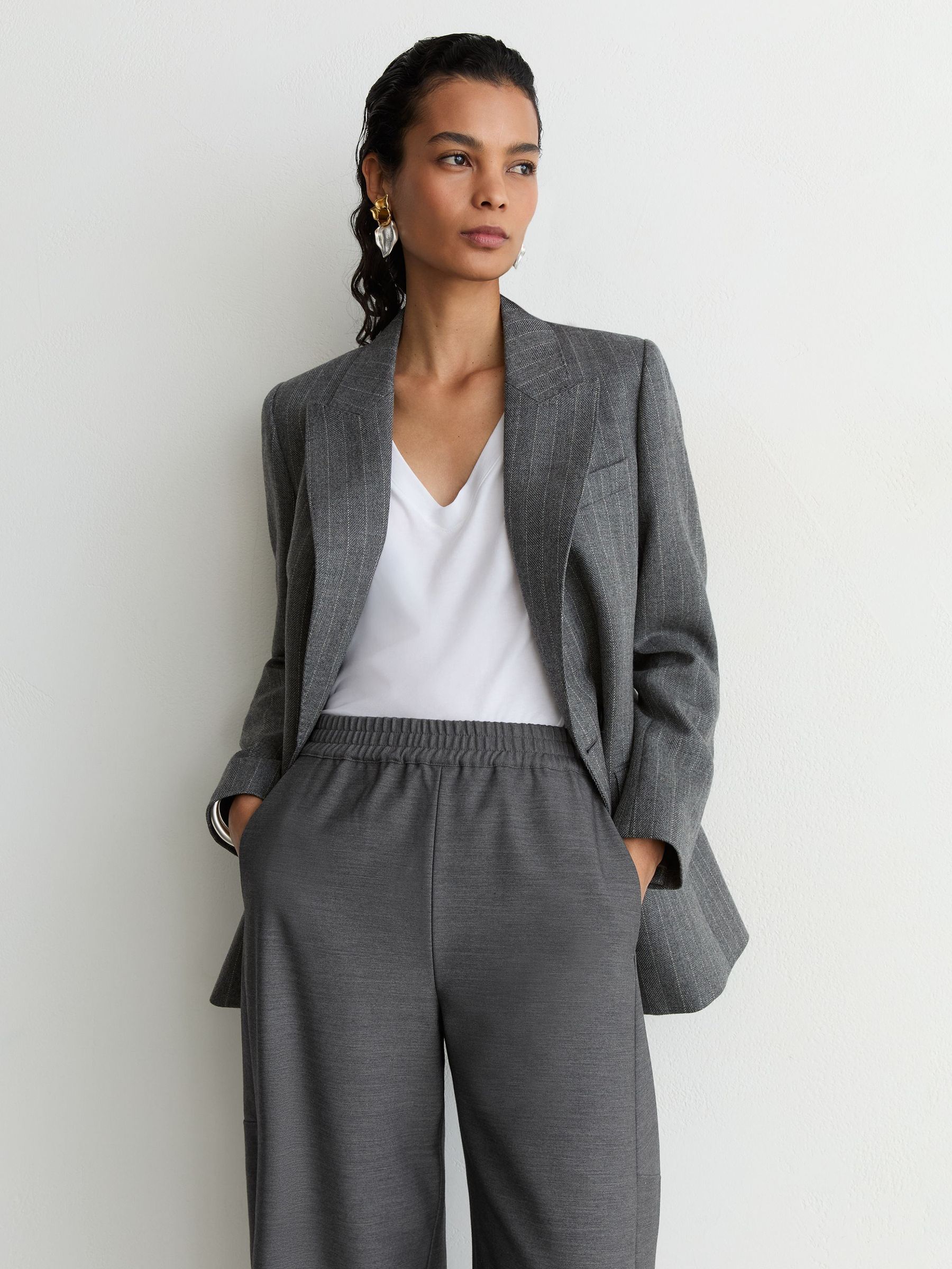Petite Elasticated-Waist Barrel-Leg Trousers in Grey - Image 5 of 9