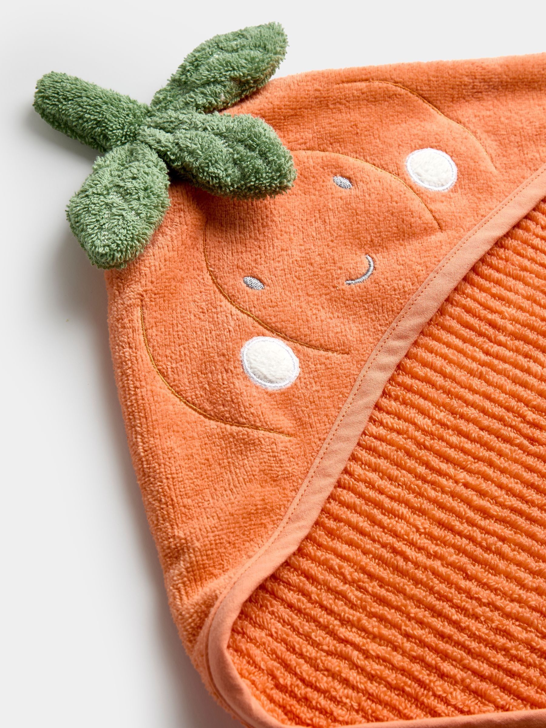 Orange Pumpkin Hooded Towel - Image 4 of 4