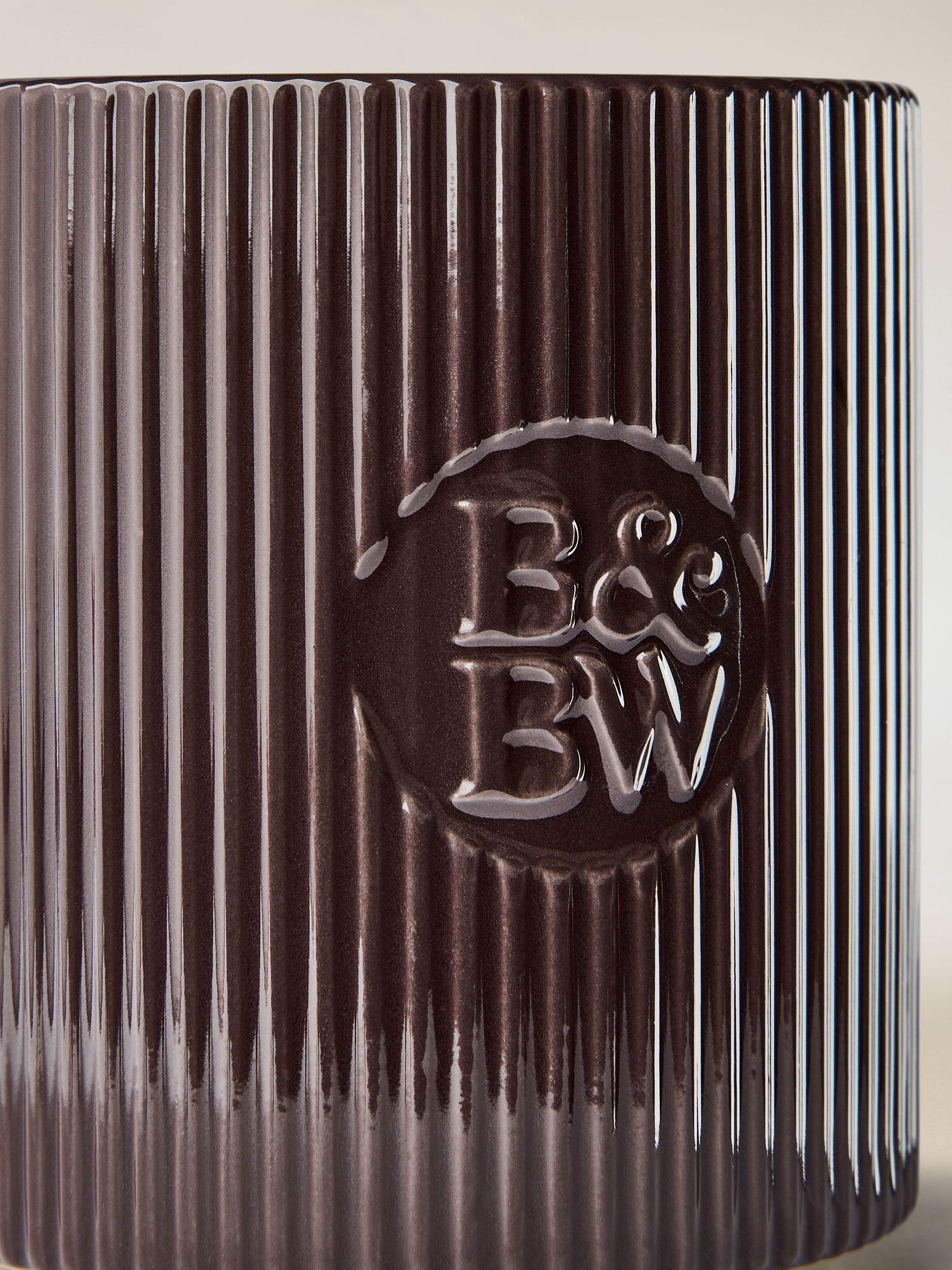 Rose And Oud Single Wick Candle 227g - Image 2 of 3
