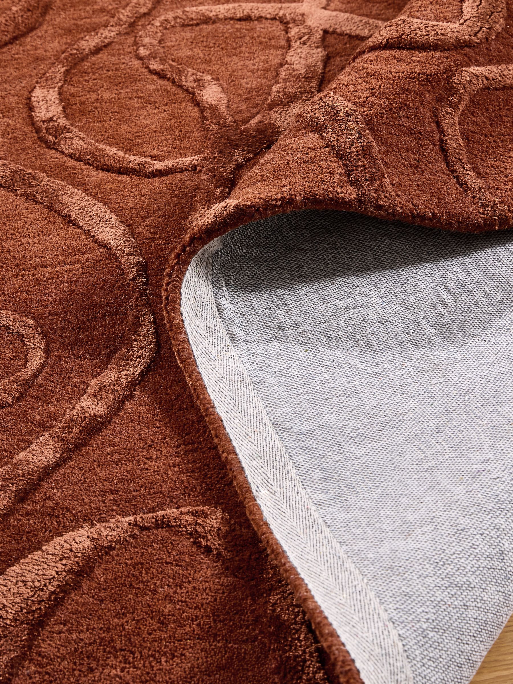 Varri Rug in Rust Red - Image 4 of 5