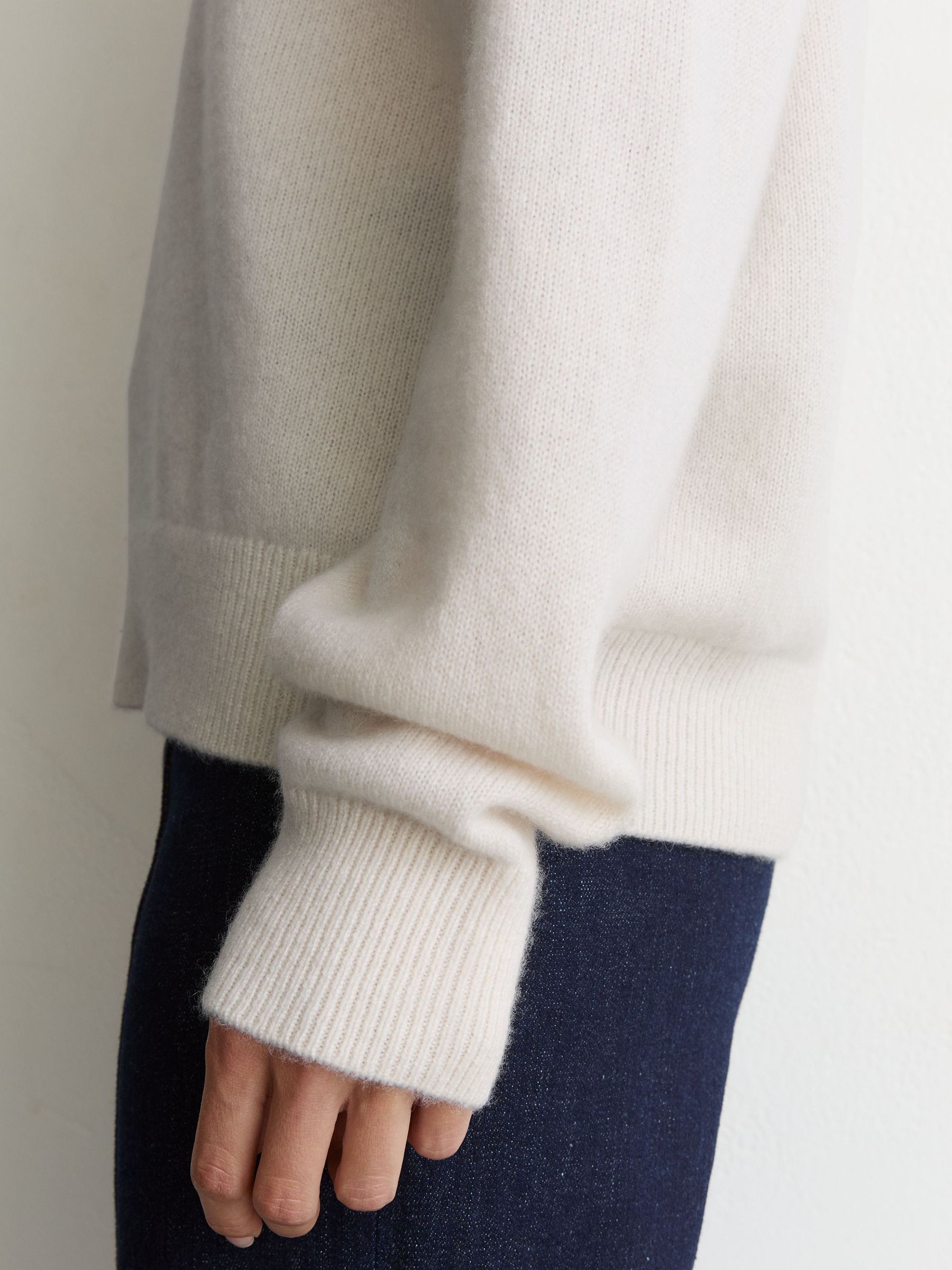 100% Cashmere Shawl-Neck Jumper in Ivory - Image 5 of 7