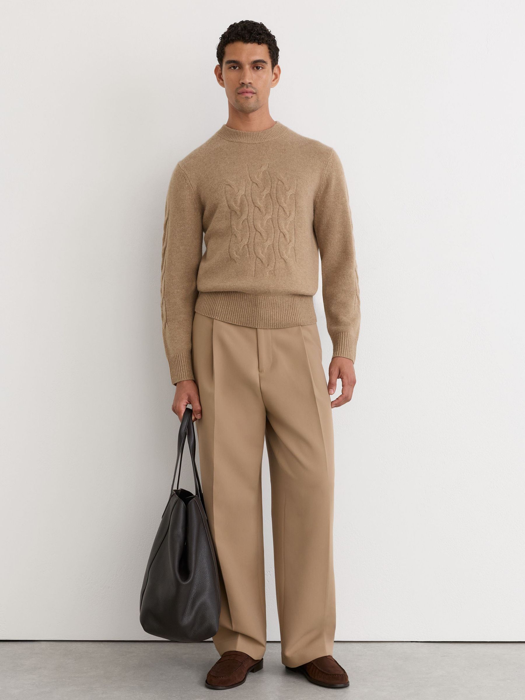 100% Cashmere Cable Knit-Detail Jumper in Camel - Image 3 of 8