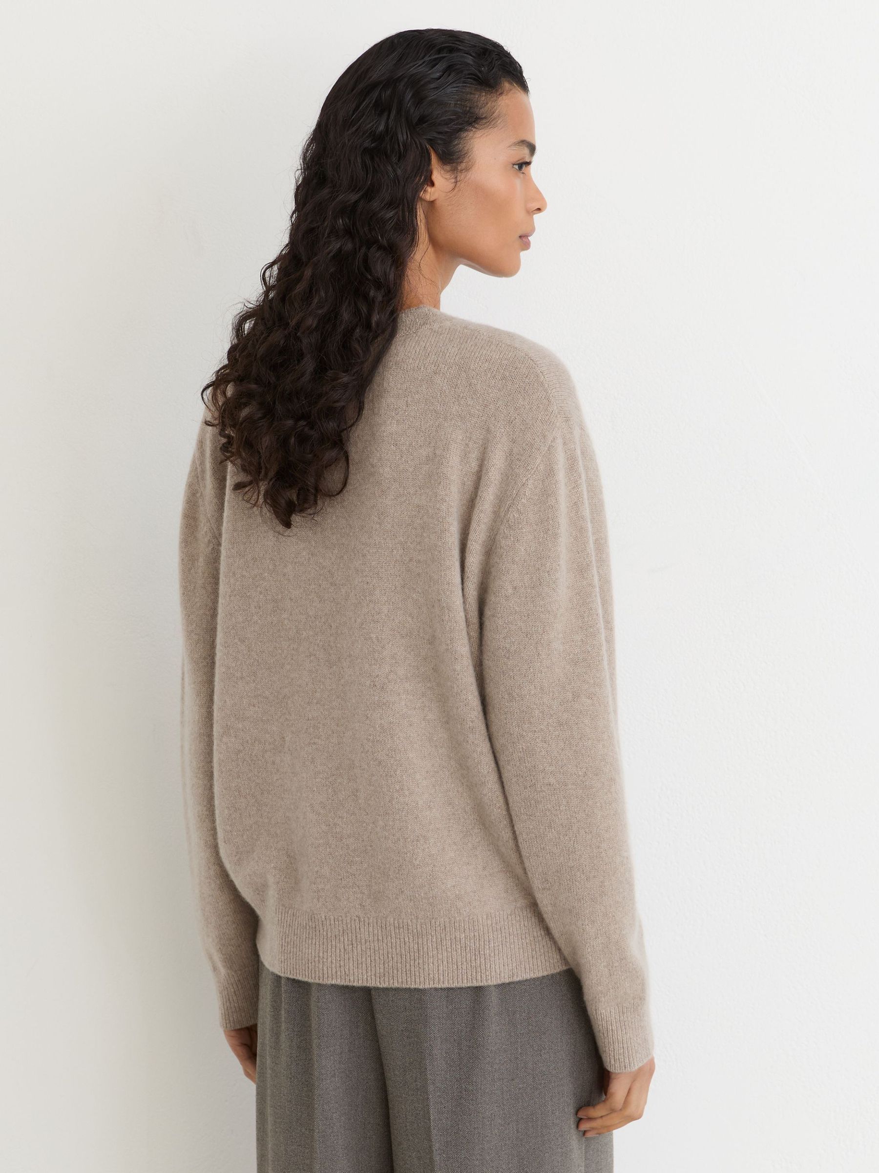 100% Cashmere V-Neck Jumper in Neutral - Image 6 of 7