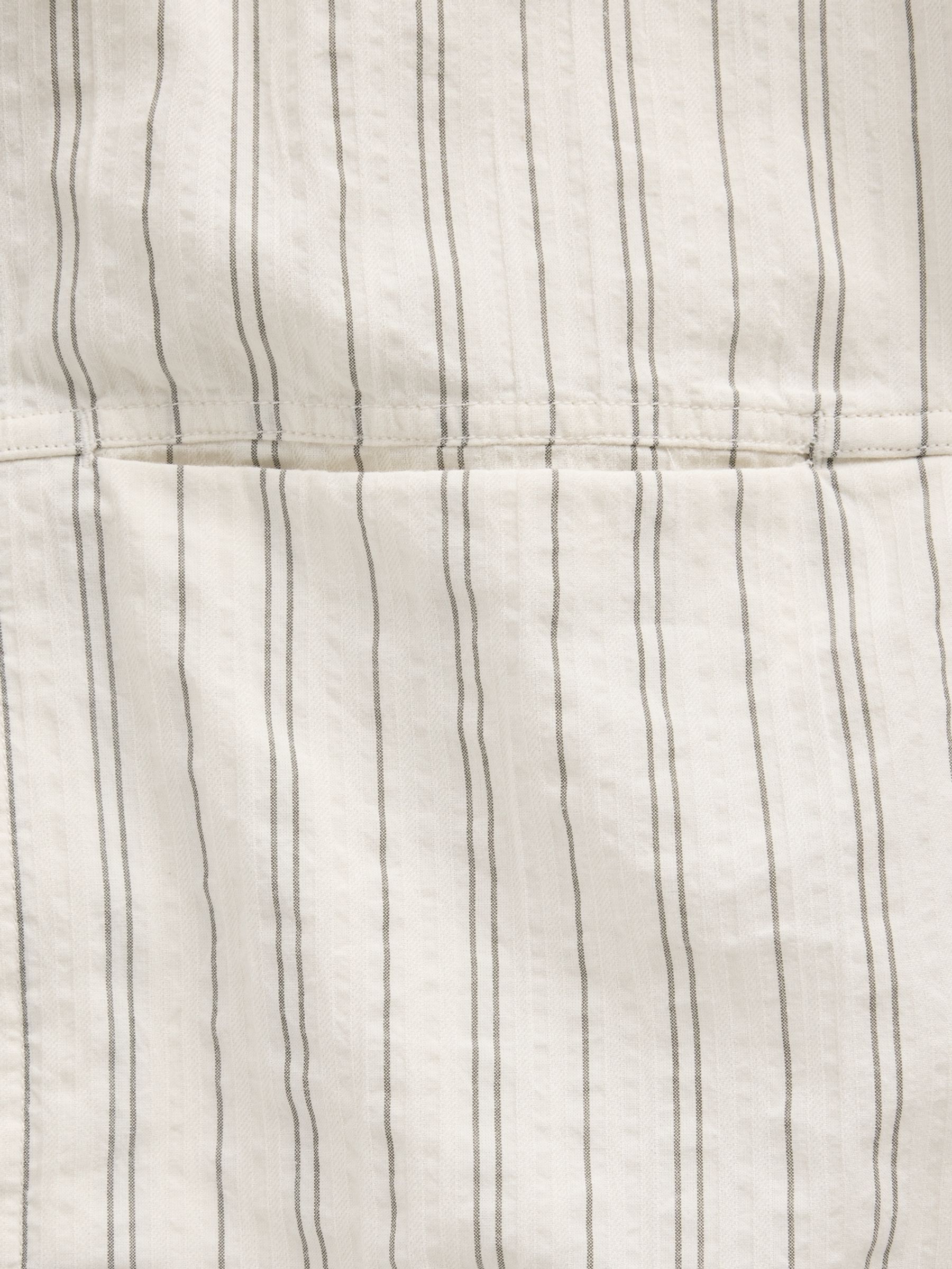 Cream Seersucker Stripe Relaxed Curved-Hem Short Sleeve Shirt - Image 4 of 4