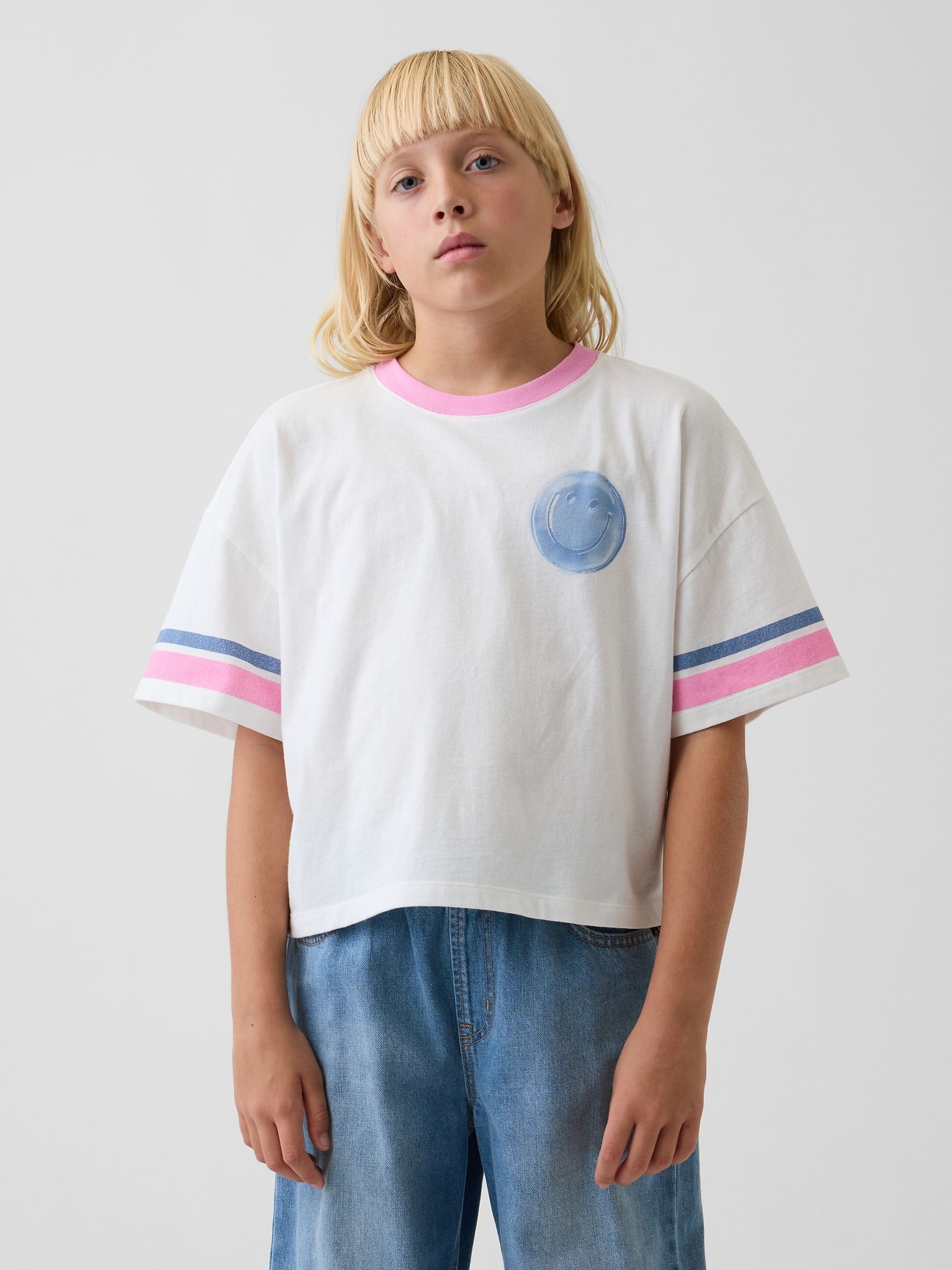 White Oversized Graphic Short Sleeve T-Shirt - Image 1 of 4 White Oversized Graphic Short Sleeve T-Shirt - Image 1 of 4