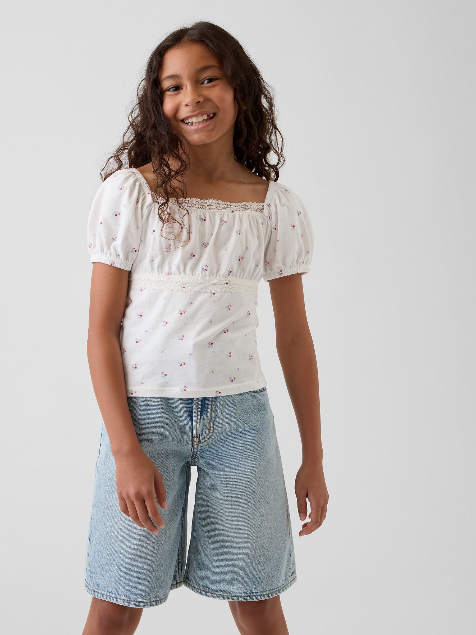White Lace-Trim Puff-Sleeve Top - Image 1 of 4