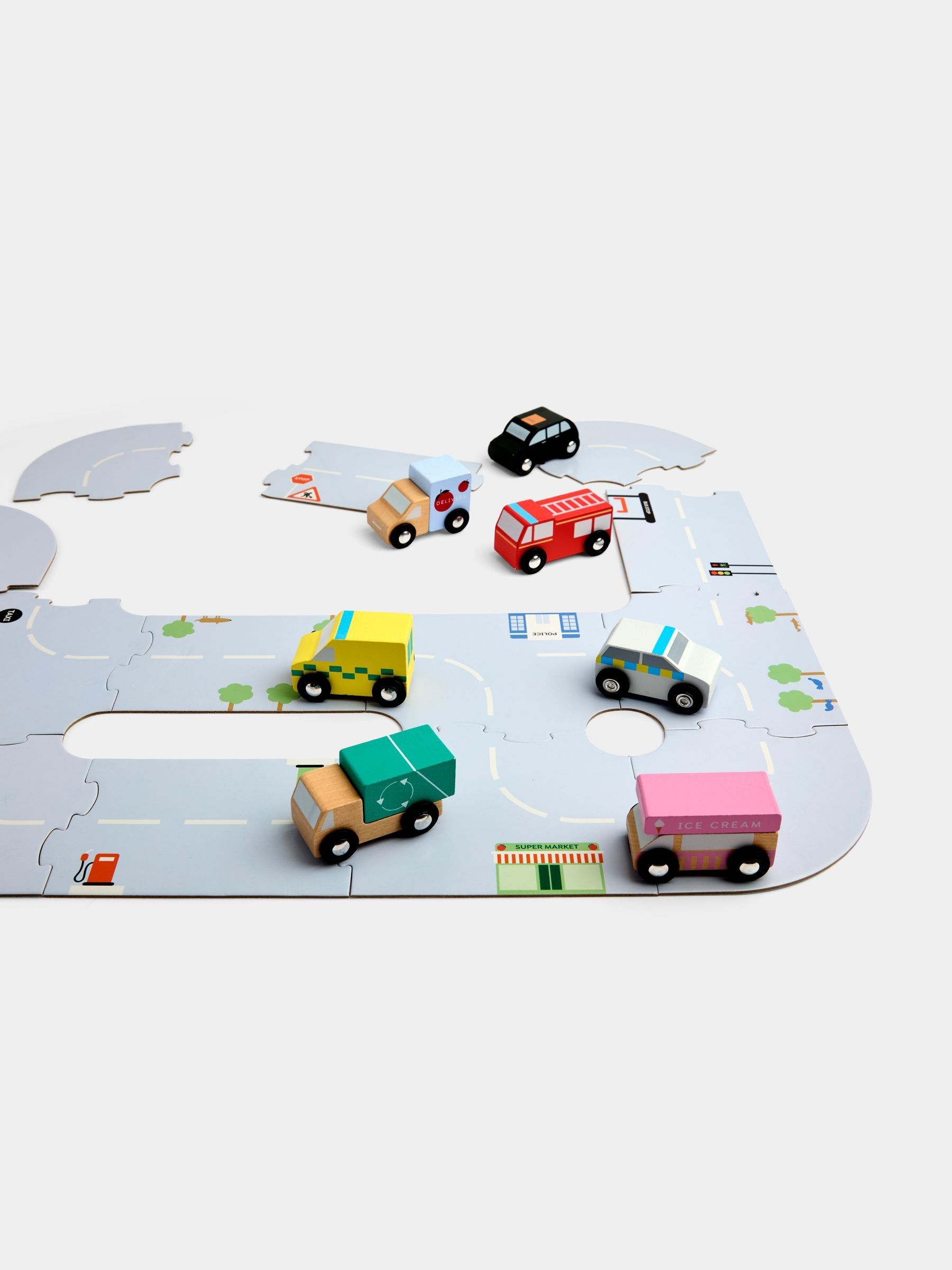 Red Vehicle Set & Jigsaw Road - Image 4 of 5