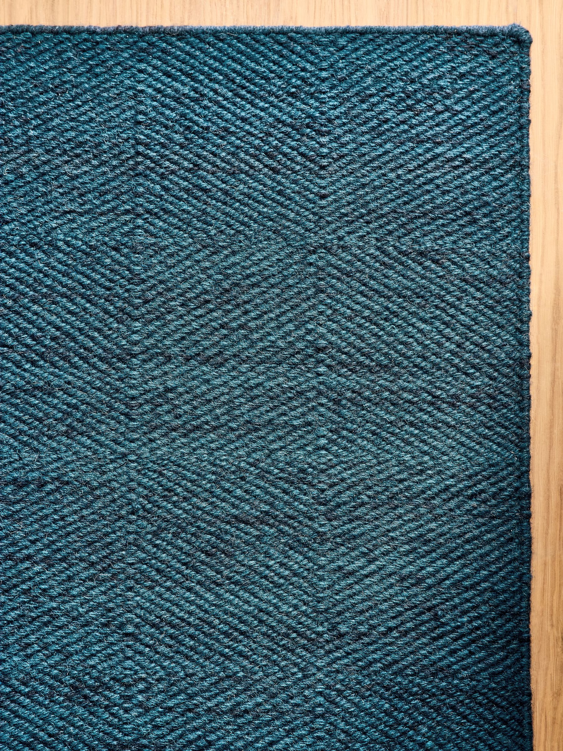 Feros Wool Rug in Blue - Image 3 of 5