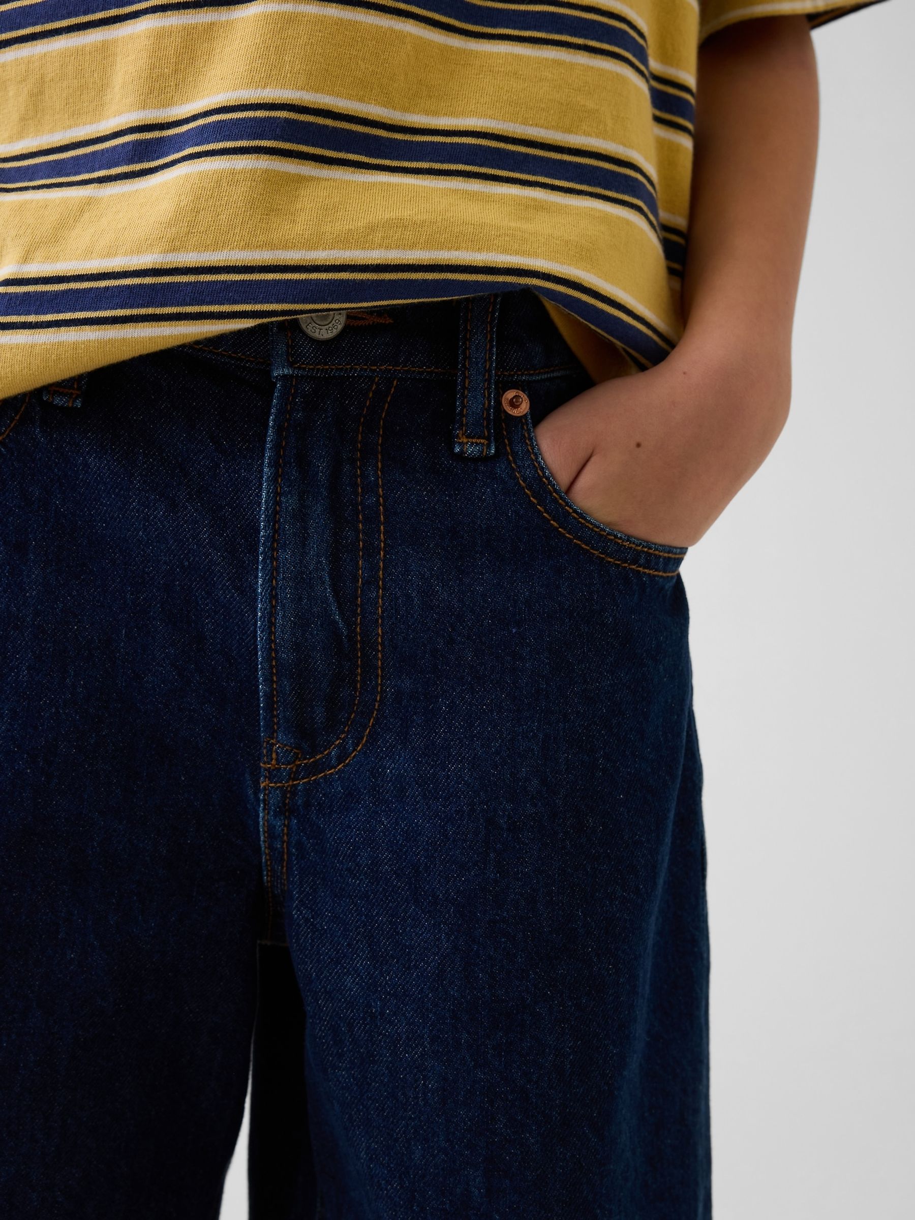Dark Wash Baggy Denim Shorts - Image 4 of 5
