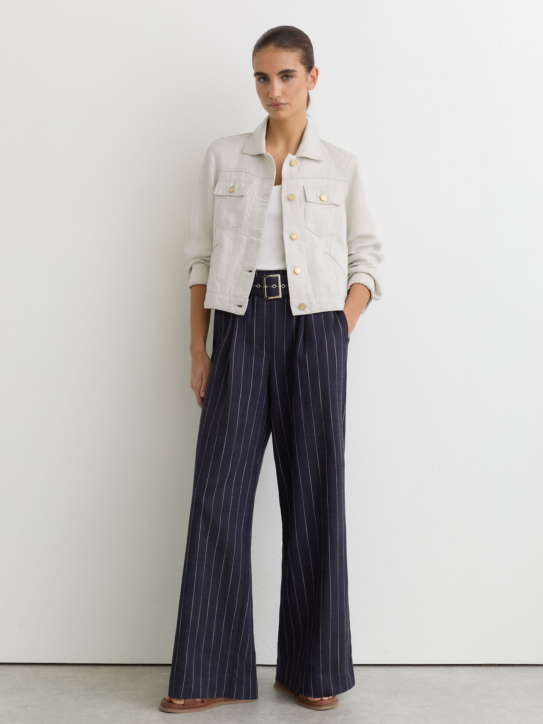 Lyocell-Linen Trucker Jacket in Neutral - Image 3 of 7