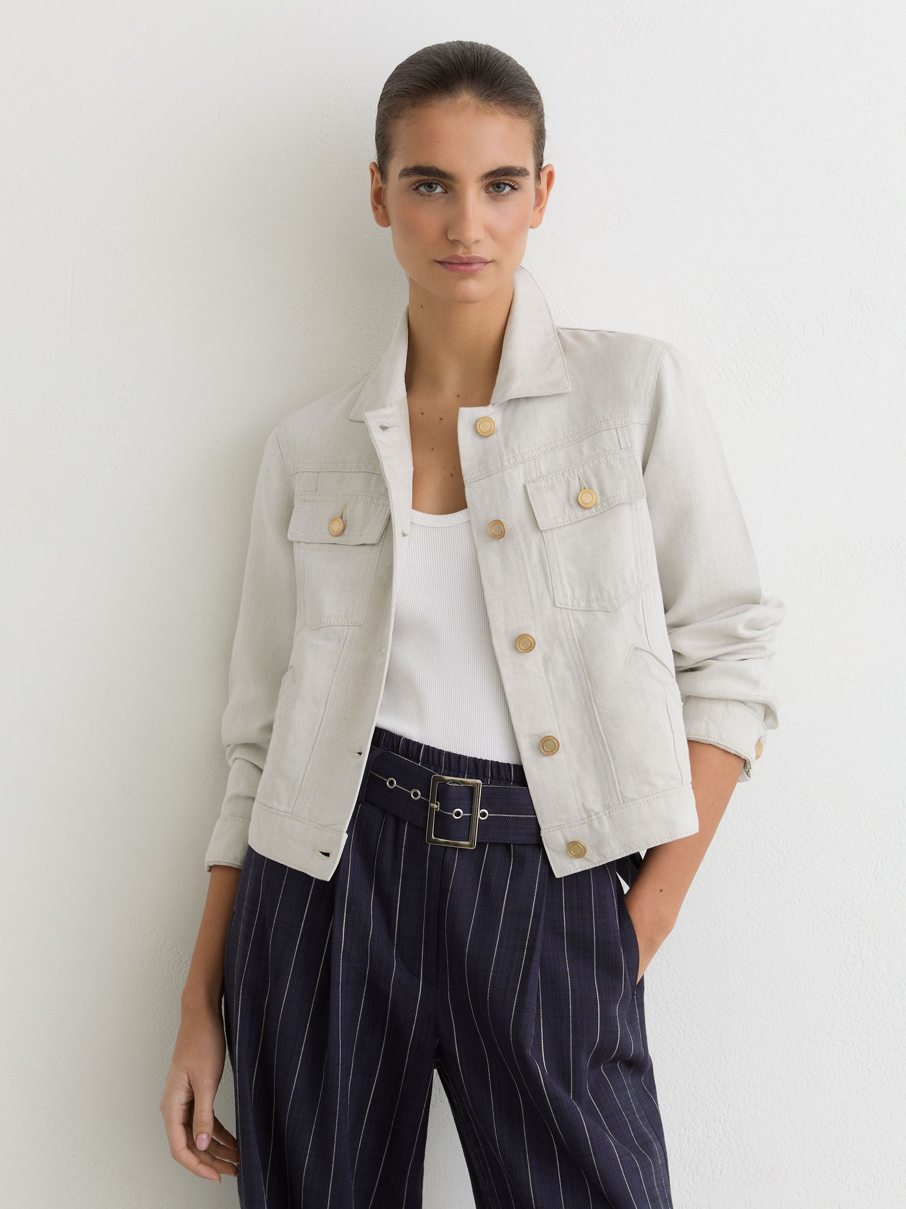 Lyocell-Linen Trucker Jacket in Neutral - Image 6 of 7