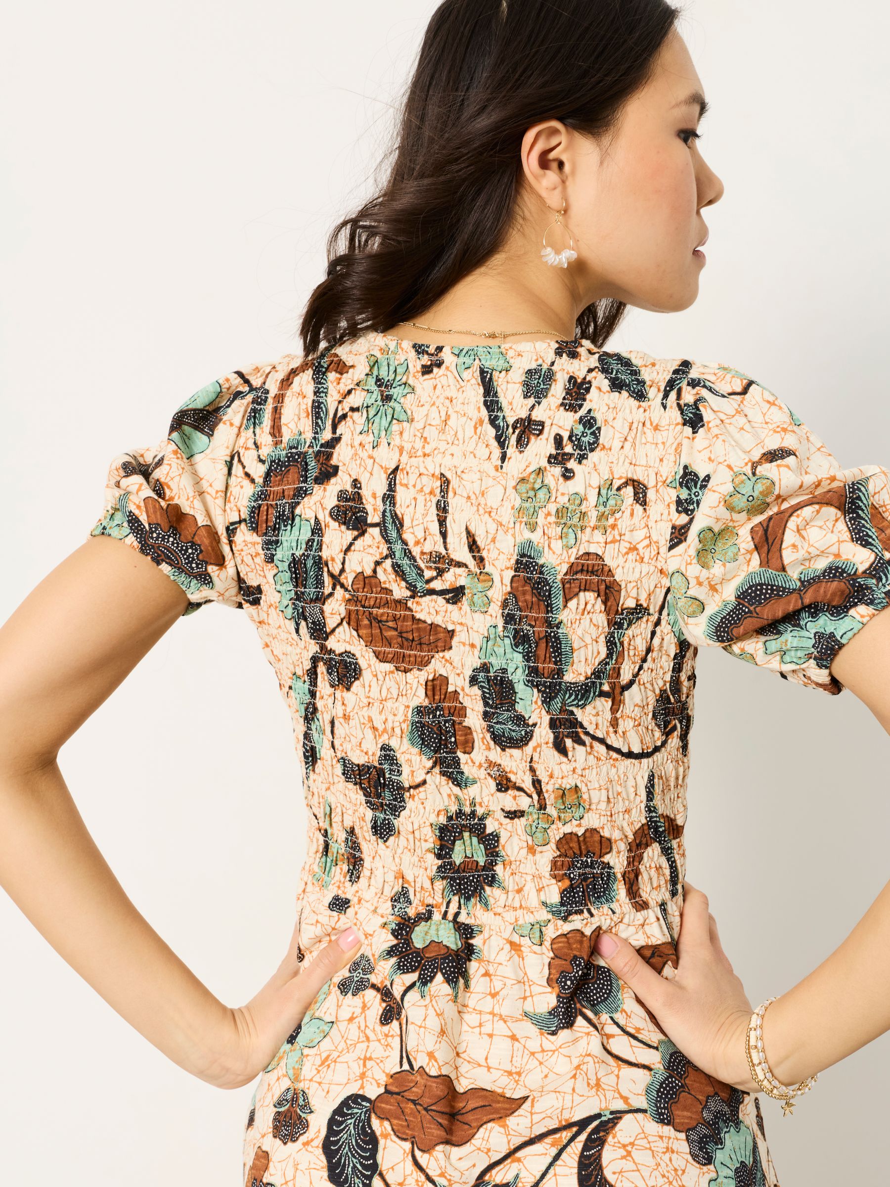 Nora Ivory Batik Petite Jersey Dress - Image 4 of 6