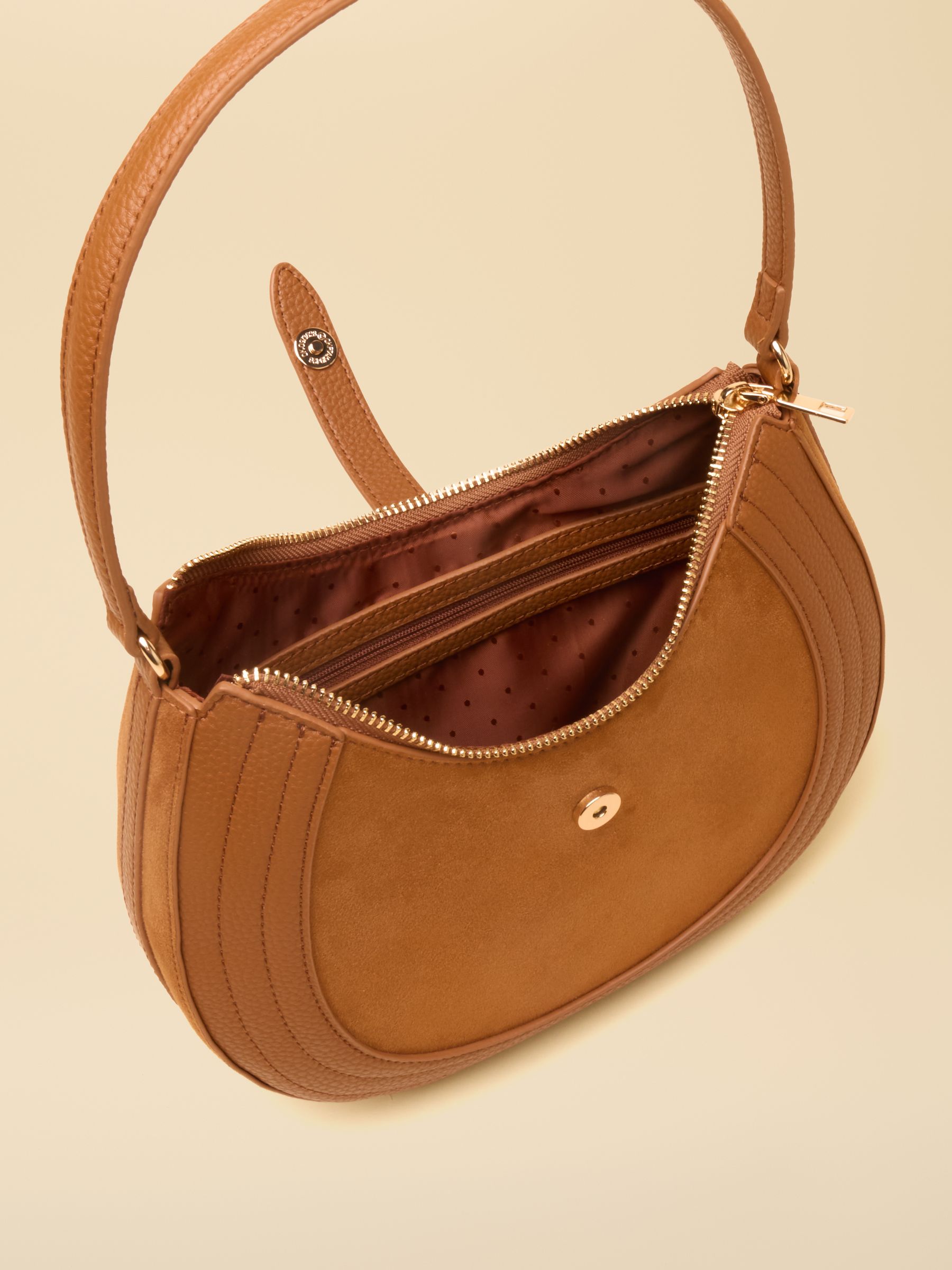 Tan Brown Crossbody Saddle Bag - Image 8 of 8 Tan Brown Crossbody Saddle Bag - Image 8 of 8