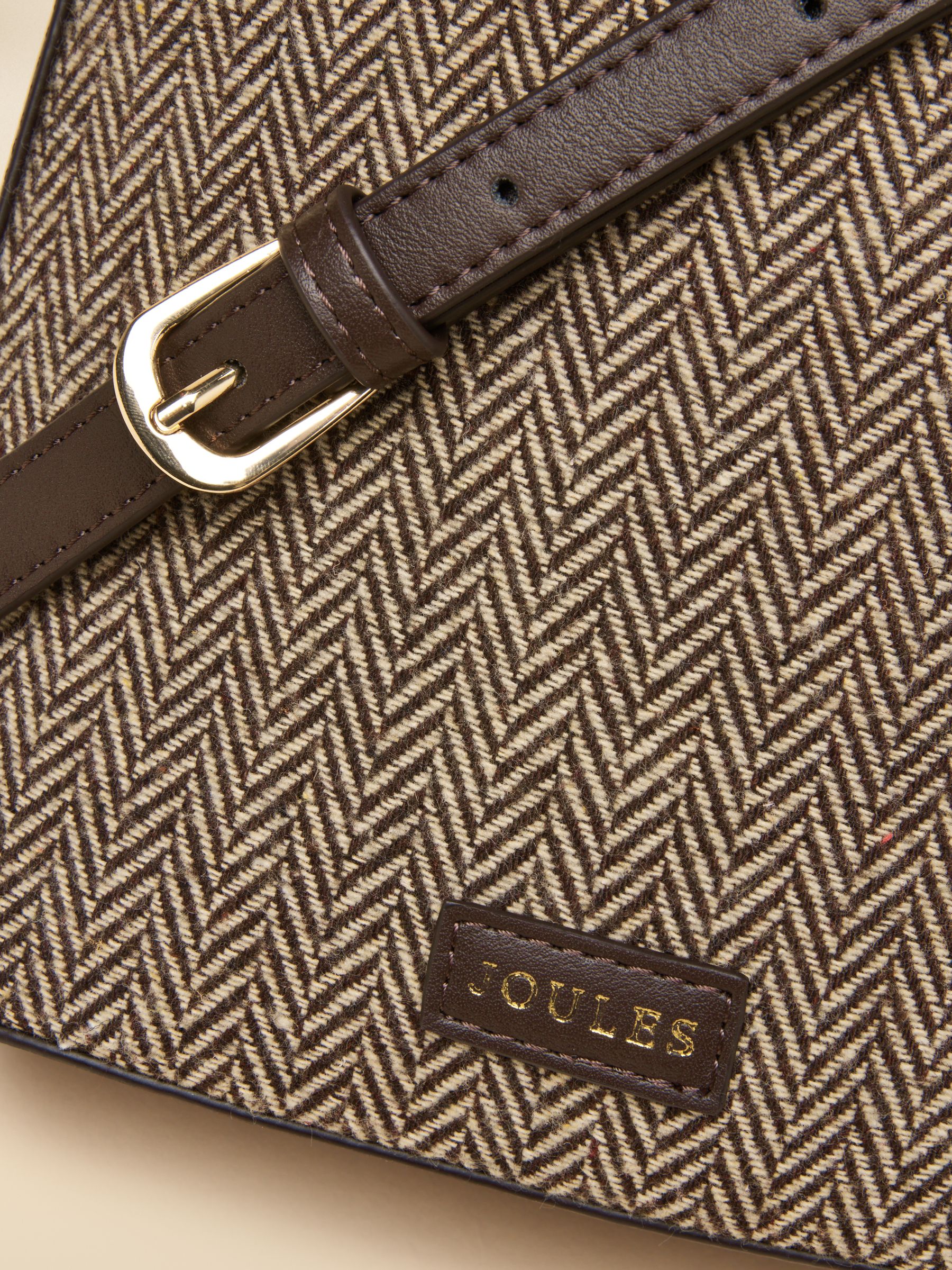 Neutral Herringbone Bucket Bag - Image 9 of 9