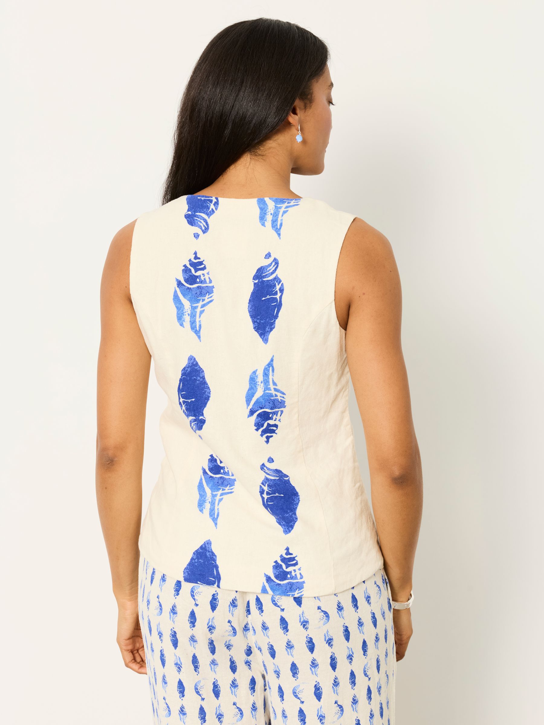 Indie Ivory Shells Petite Waistcoat - Image 2 of 7
