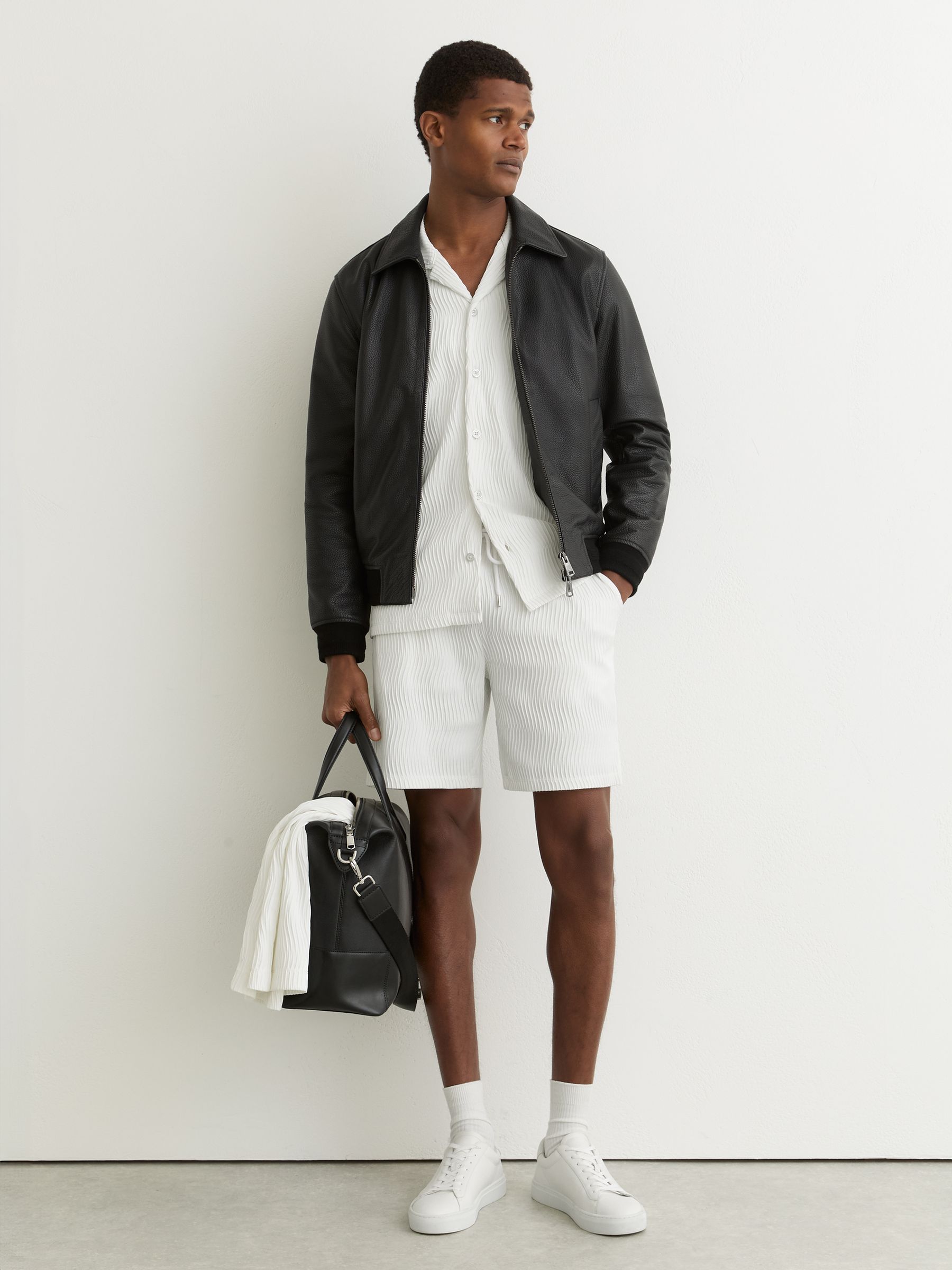 Textured-Wave Cuban-Collar Shirt in White - Image 3 of 6