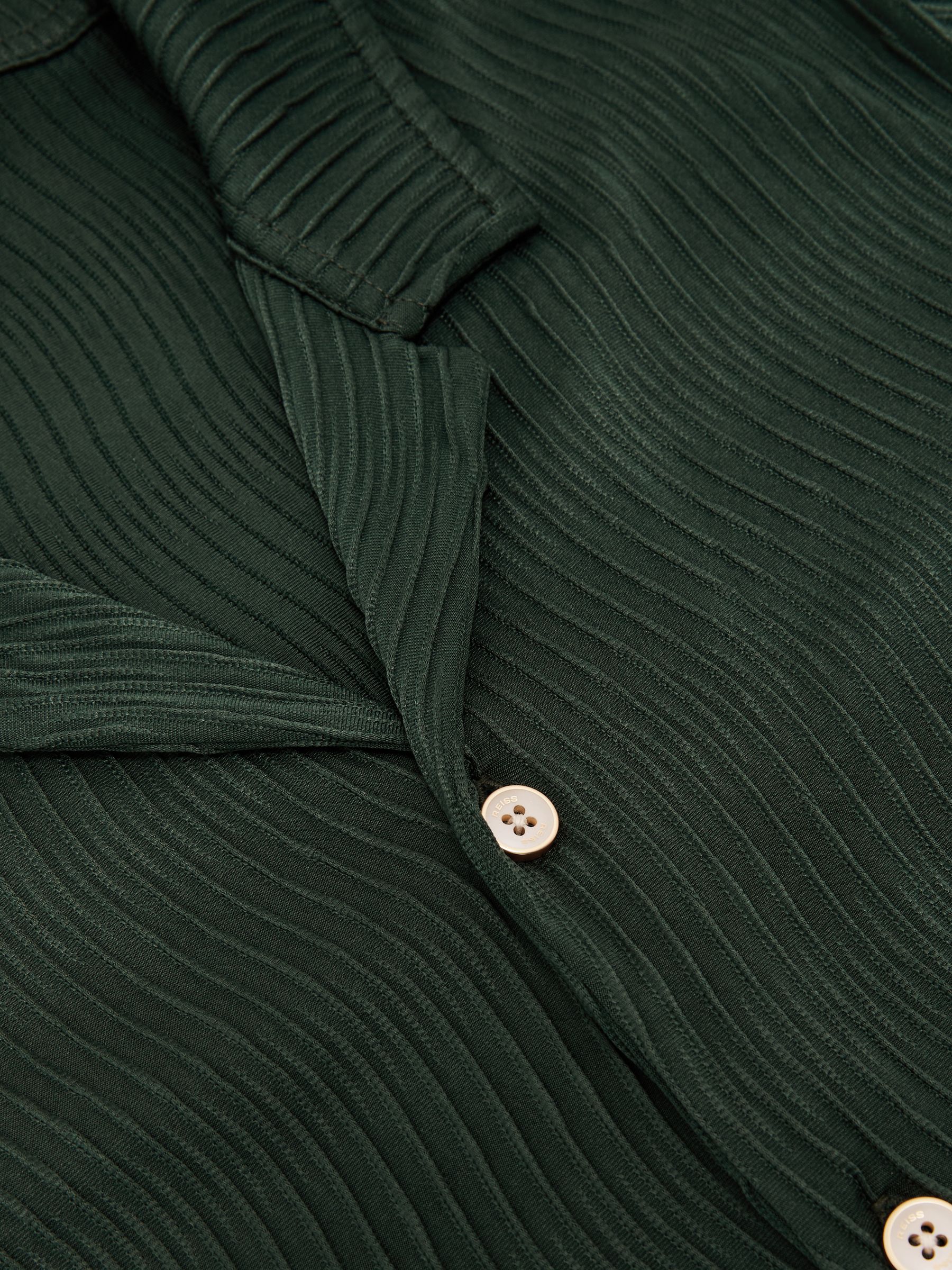 Textured-Wave Cuban-Collar Shirt in Emerald Green - image 4