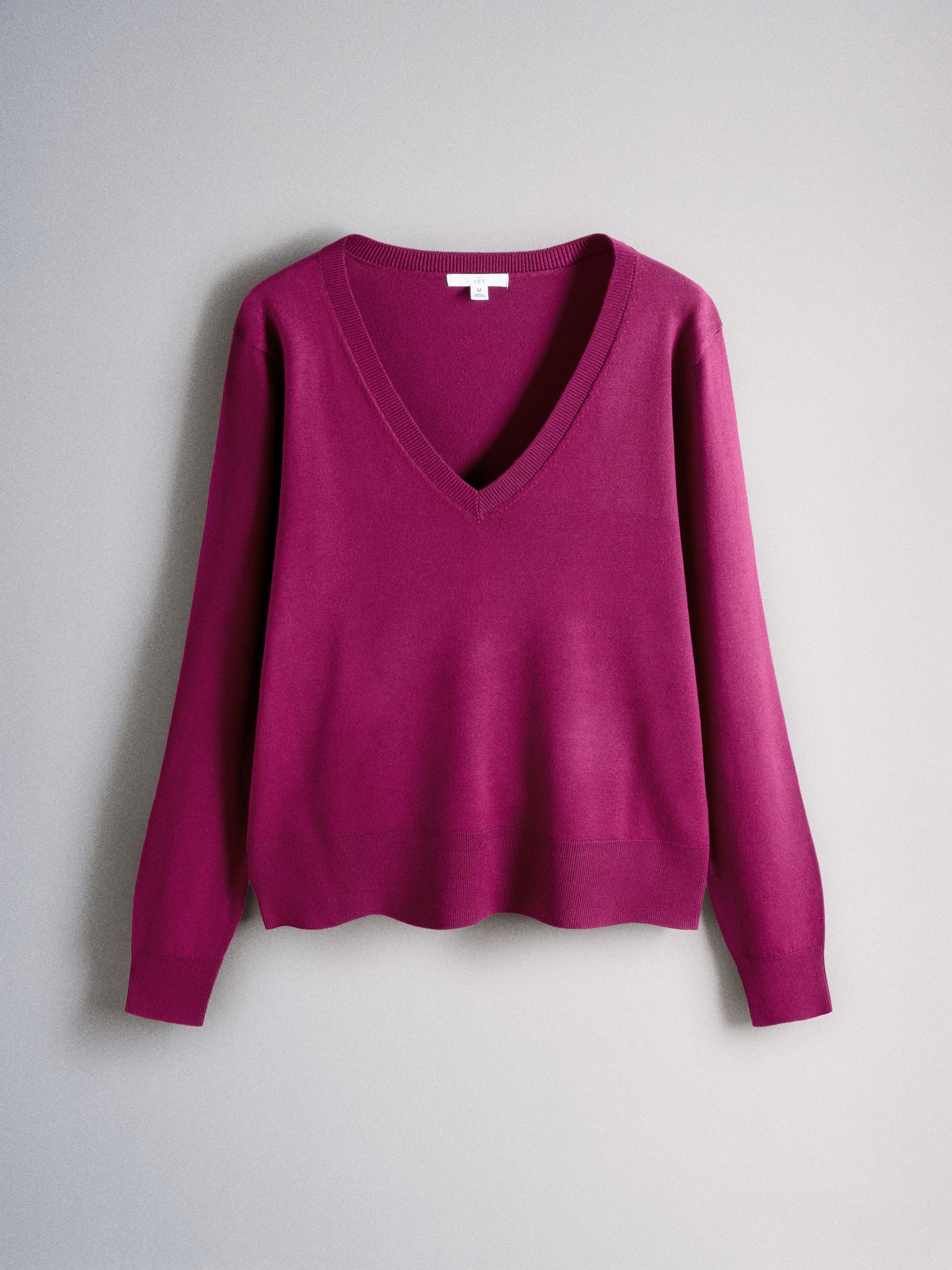 4 Pack Fine Knit V-Neck Jumpers Plum/Purple/Neutral/Dark Navy 4 Pack - Image 2 of 6