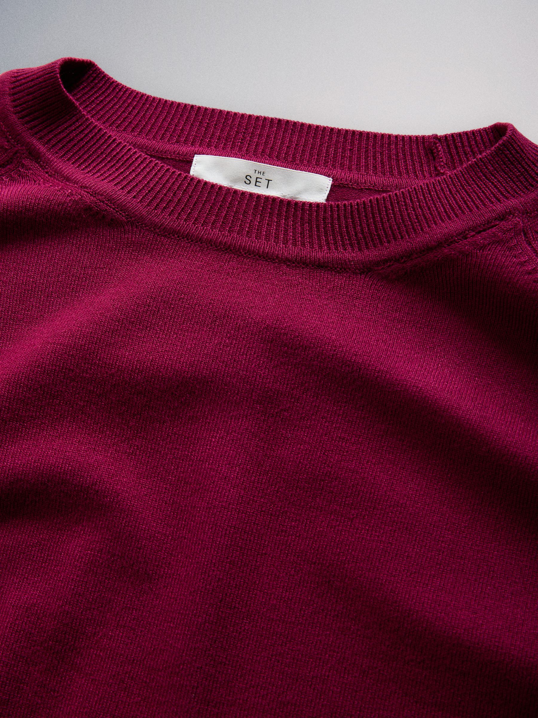 4 Pack Fine Knitted Crew Neck Jumpers Dark Navy/Plum/Purple/Taupe Brown - Image 6 of 6