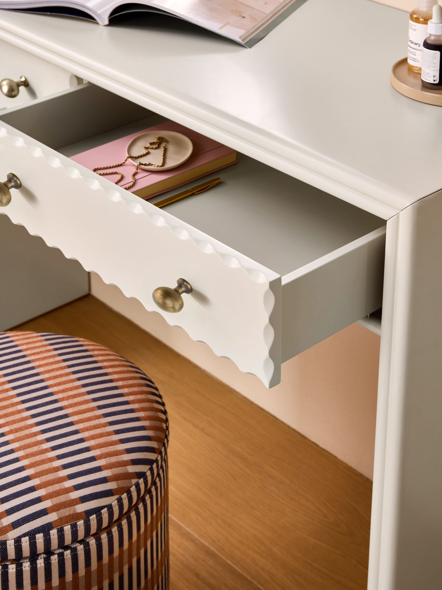 Roisin Console Dressing Table in Ecru White - Image 3 of 7