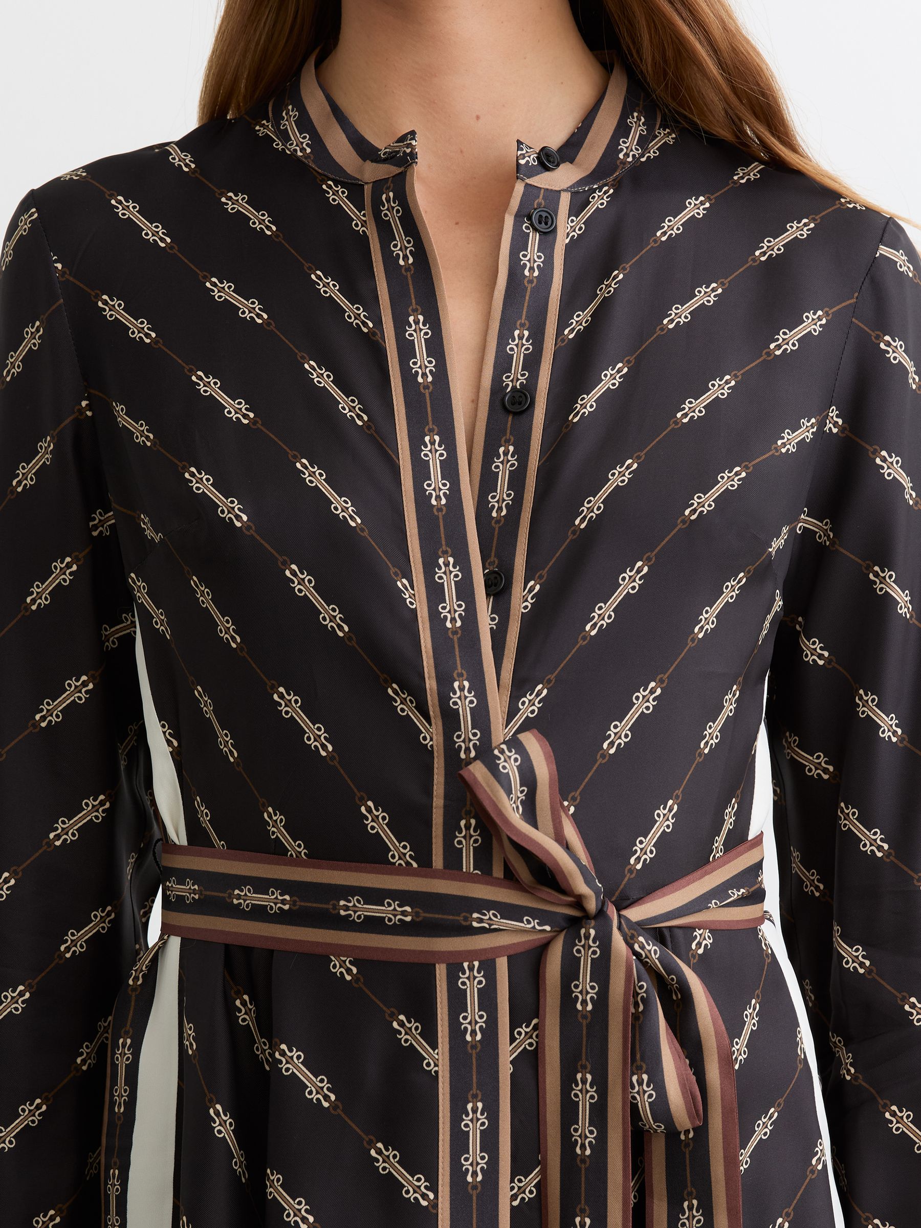 chains print belted casual shirt dress Designer Deluxe Cream Long Sleeve Chain Print Chain Belted Shirt Dress