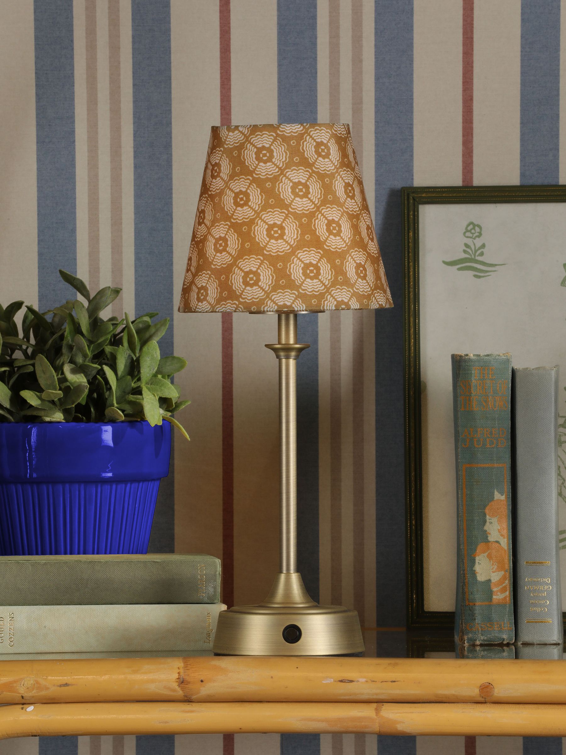 Spot Geo Apsley Rechargeable Led Wireless Table Lamp - Image 2 of 7