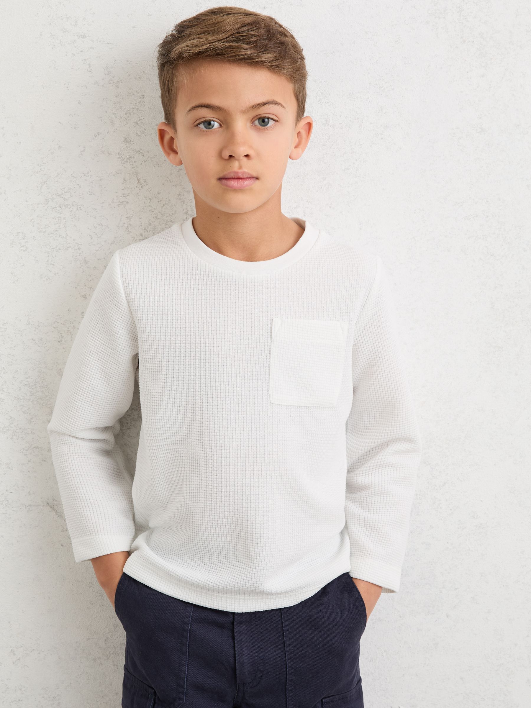 T-Shirt in White - Image 3 of 5