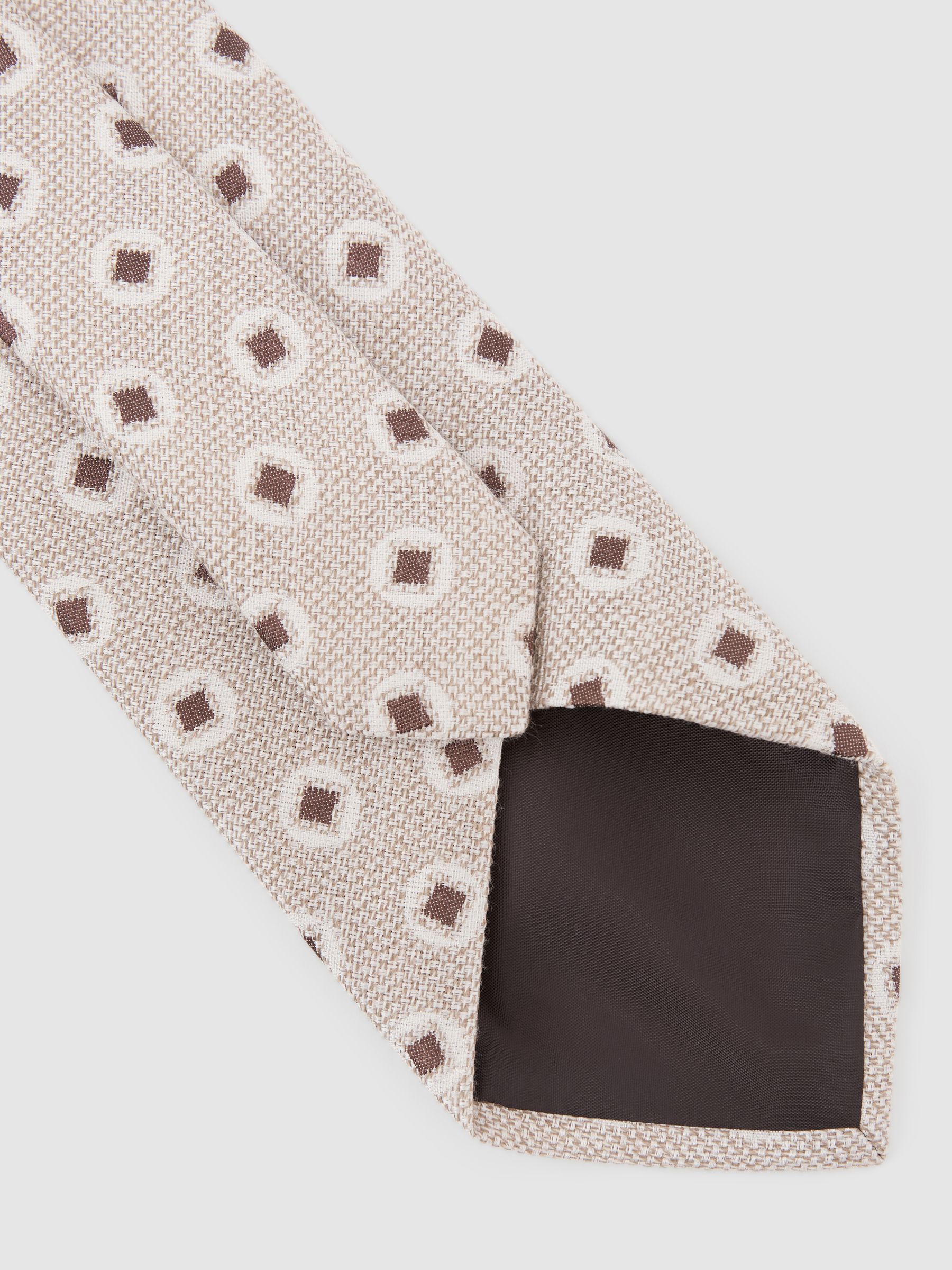 Cotton-Silk Square Medallion-Print Tie in Oatmeal / Chocolate Brown - Image 5 of 7
