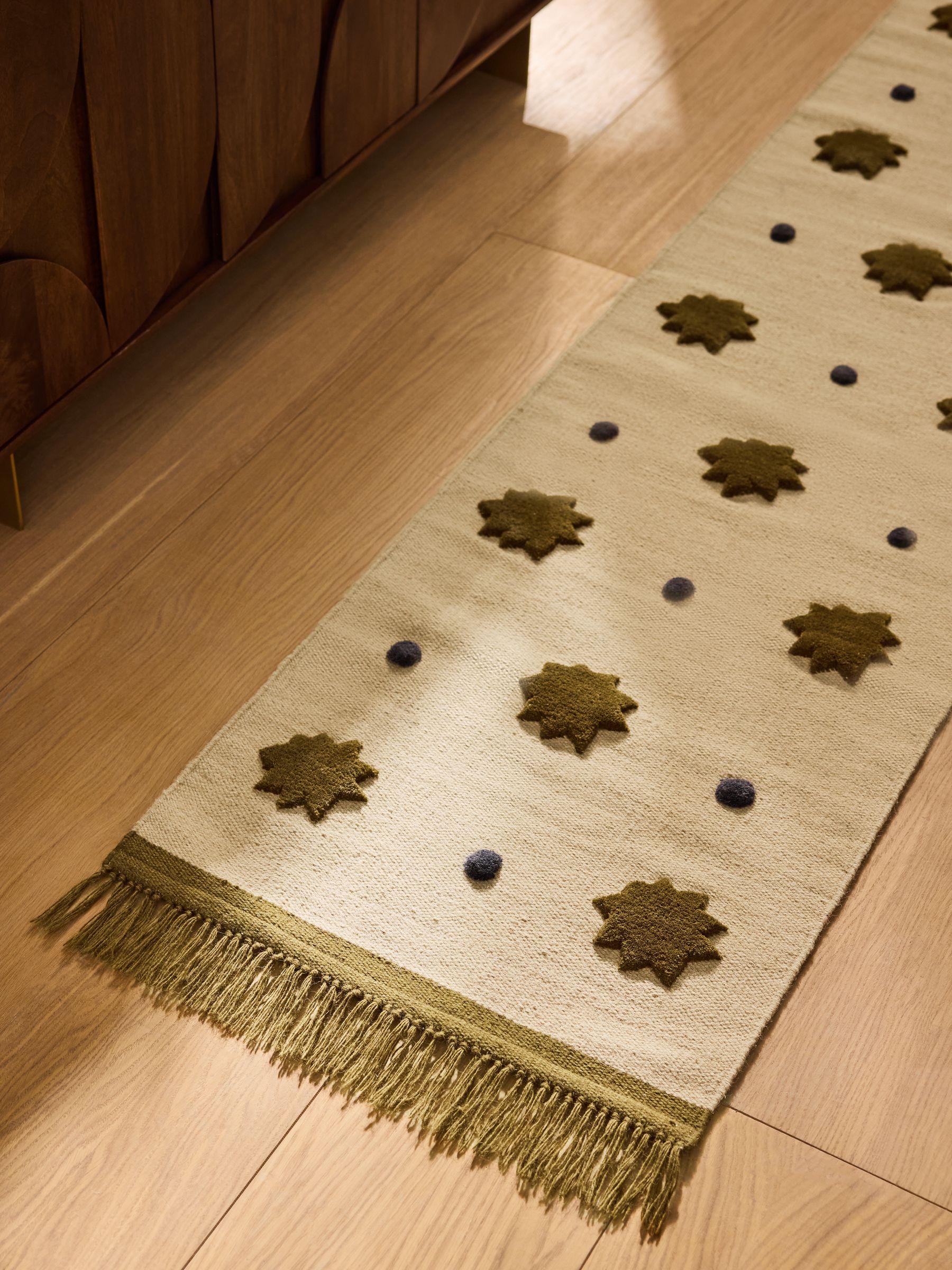 Kosmic Flat Weave Wool Tufted Runner in Natural - Image 4 of 5