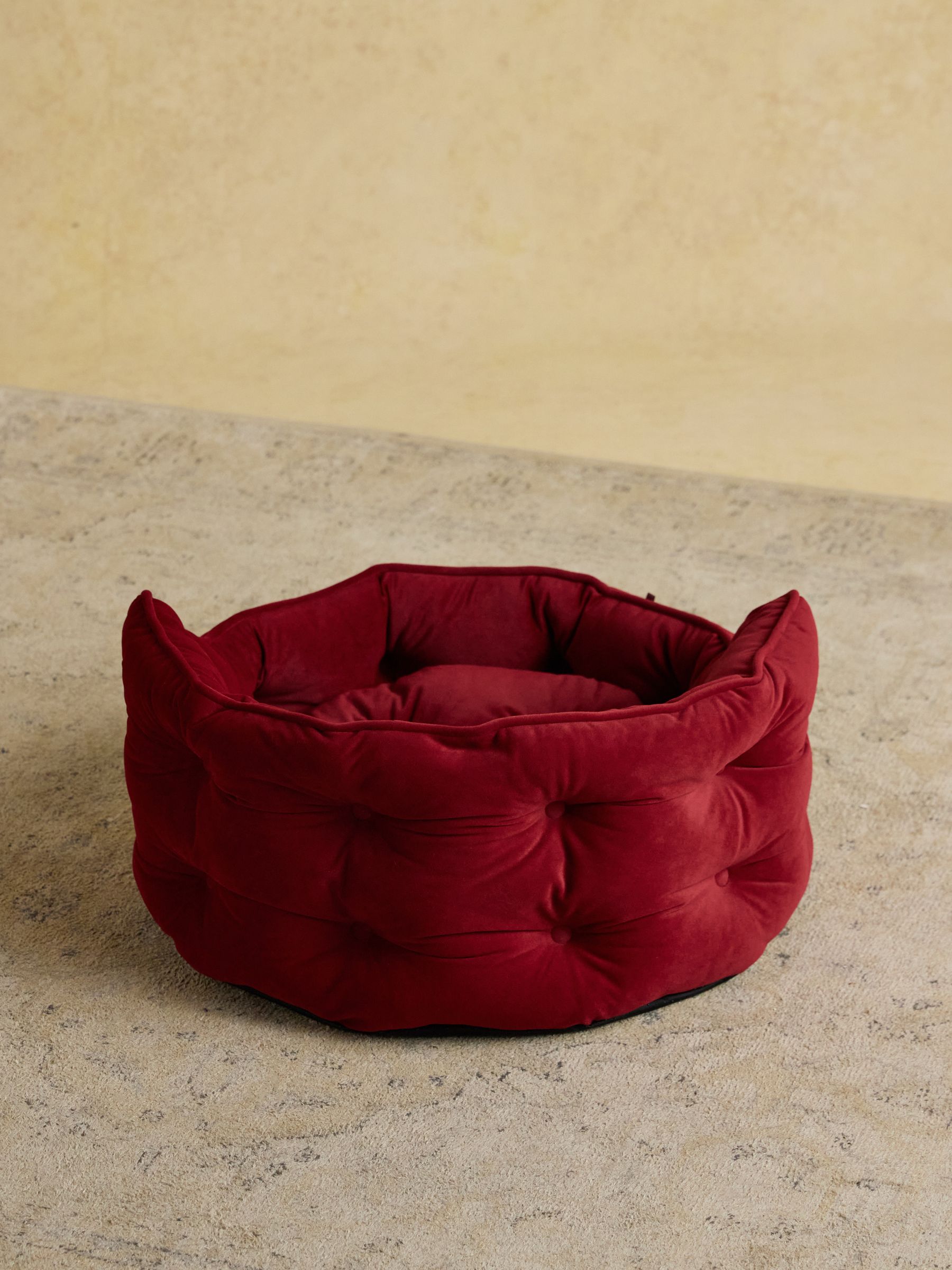 Chesterfield Burgundy Red Pet Bed - Image 2 of 6
